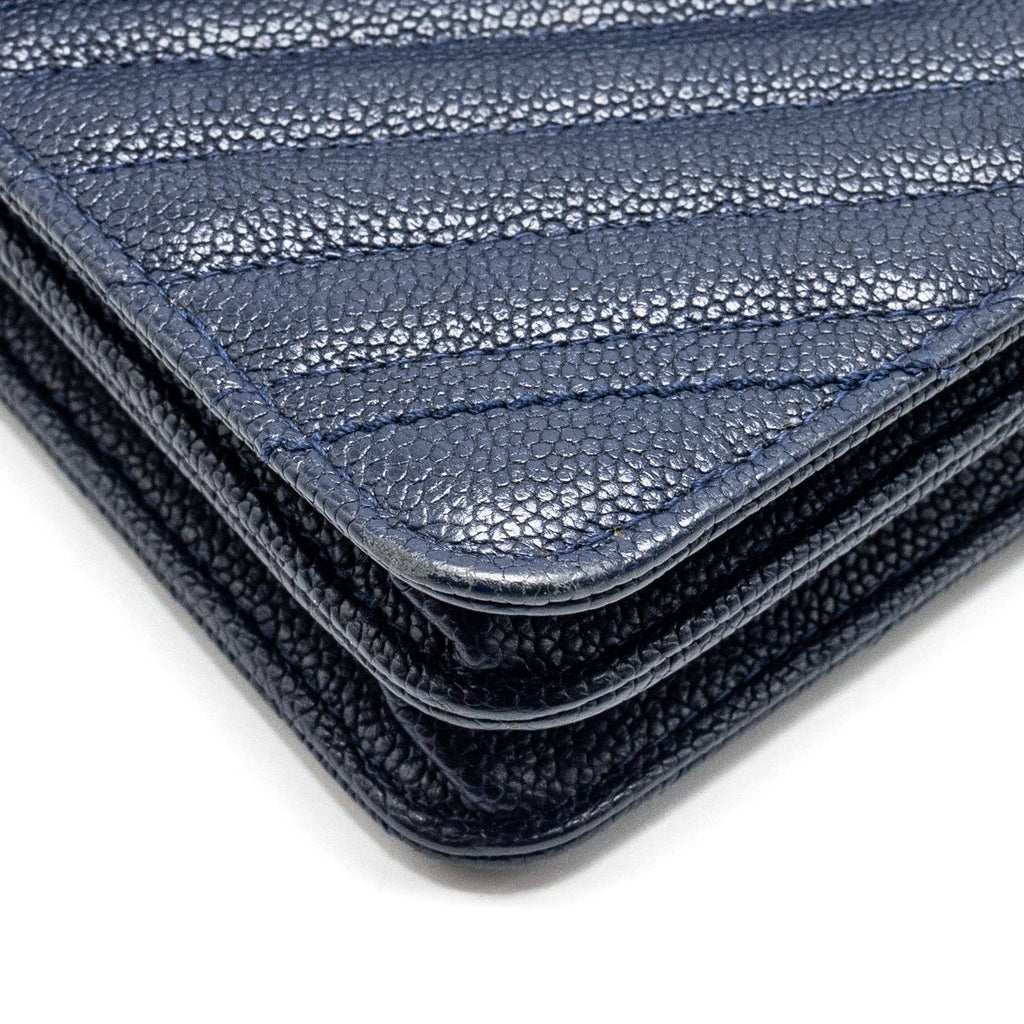 chanel-square-chevron-wallet-on-chain-navy-caviar-navy-shw