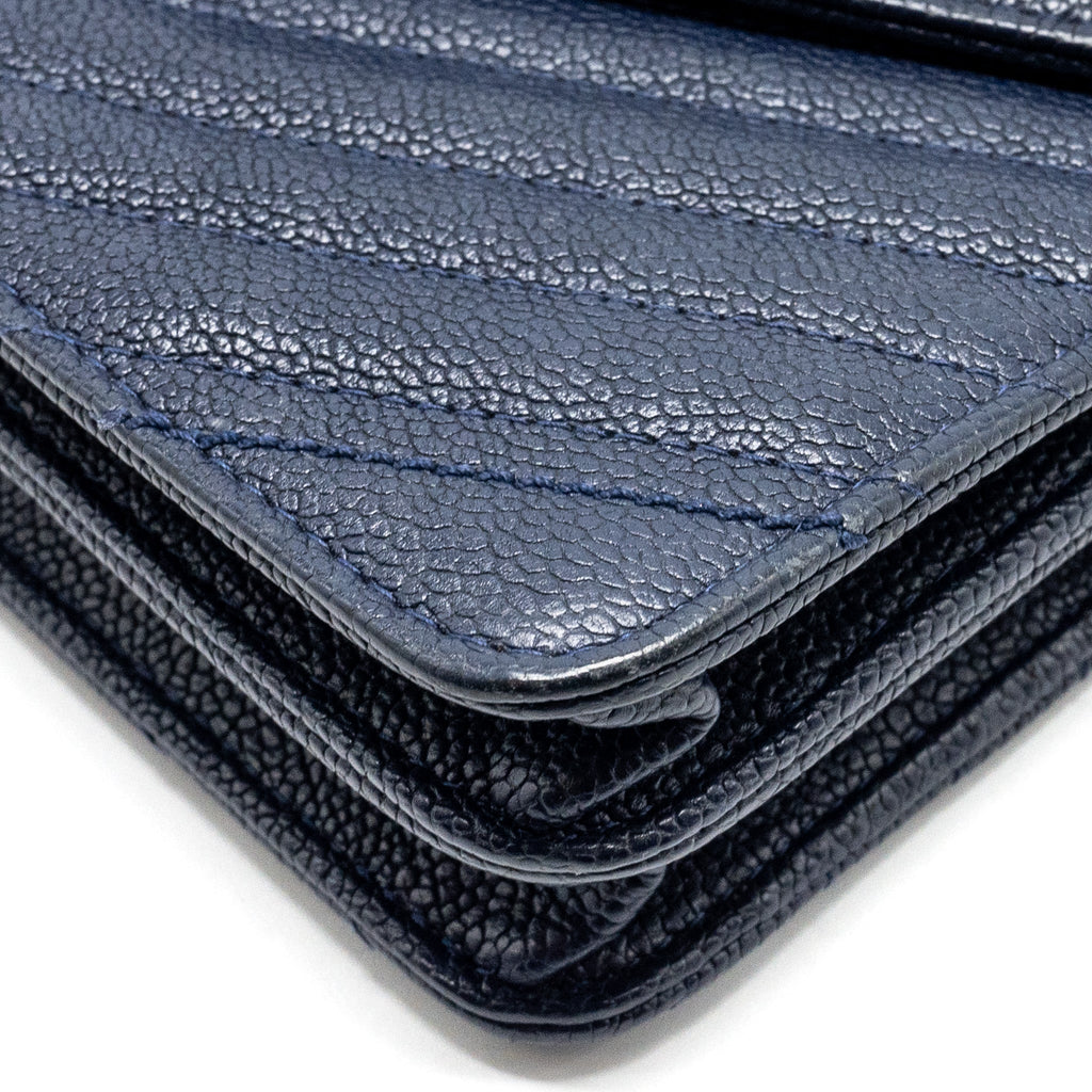 chanel-square-chevron-wallet-on-chain-navy-caviar-navy-shw