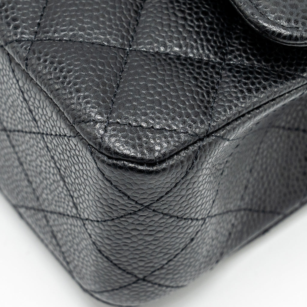 chanel-medium-classic-double-flap-bag-caviar-black-ghw-24