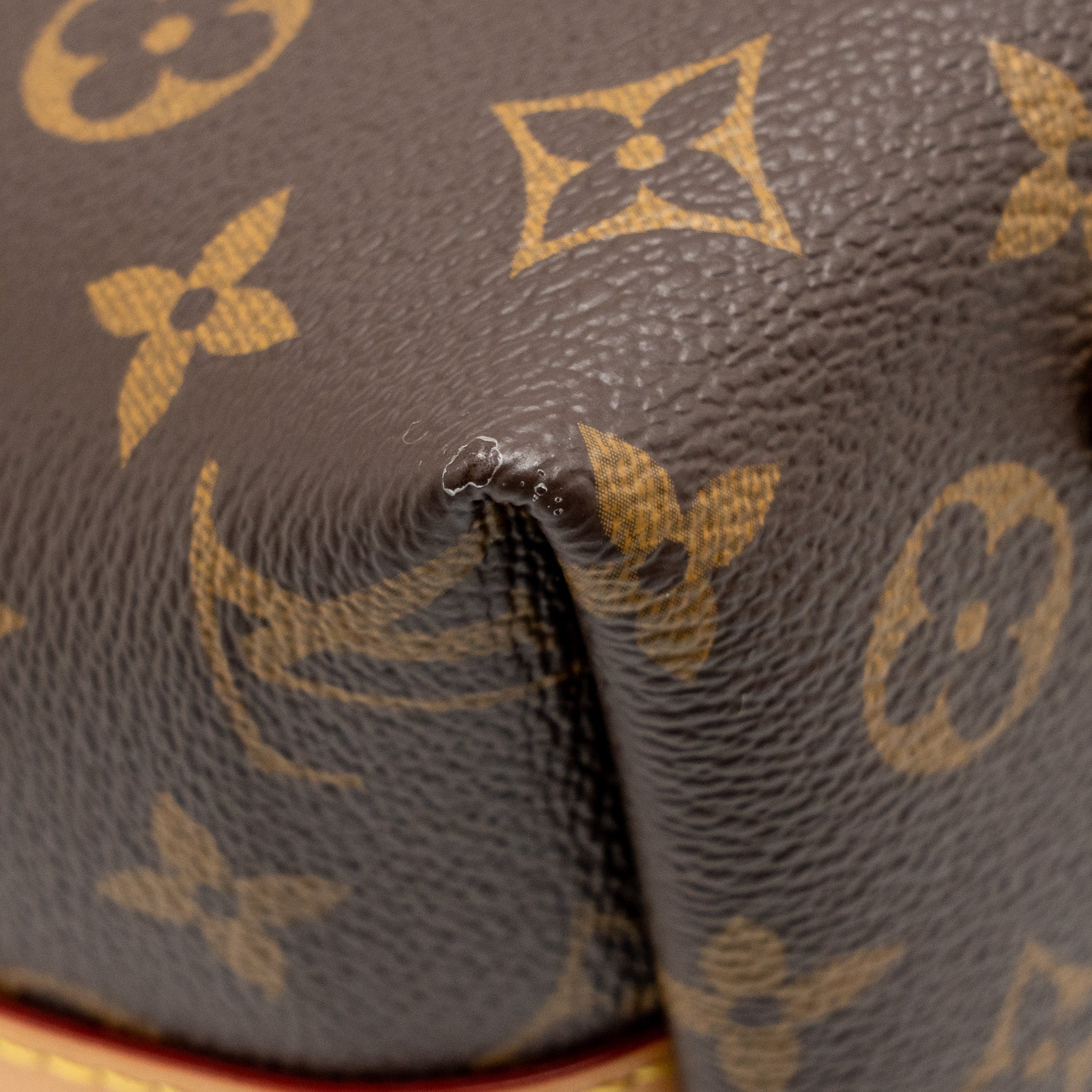 louis-vuitton-carryall-pm-monogram-canvas-leather-ghw