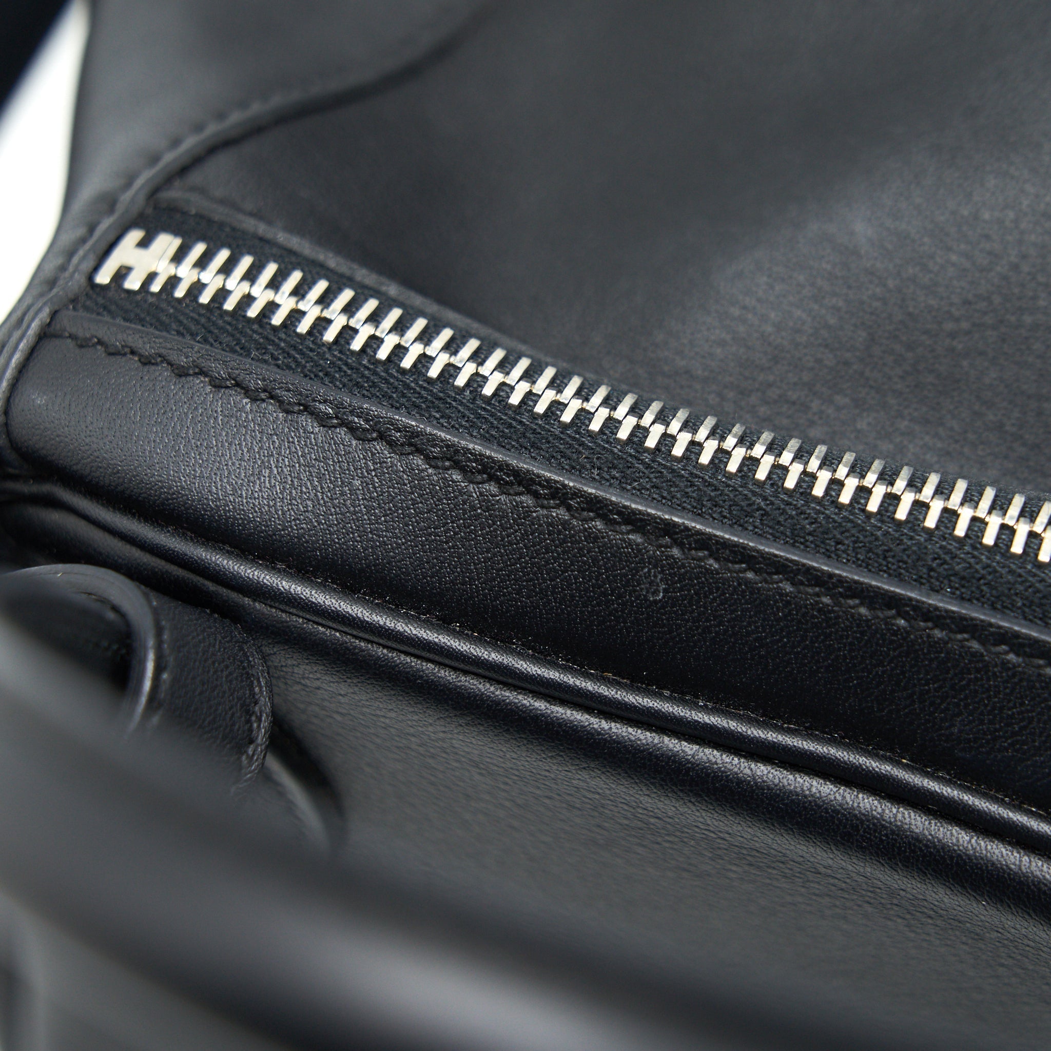 hermes-lindy-30-swift-in-black-shw-stamp-x
