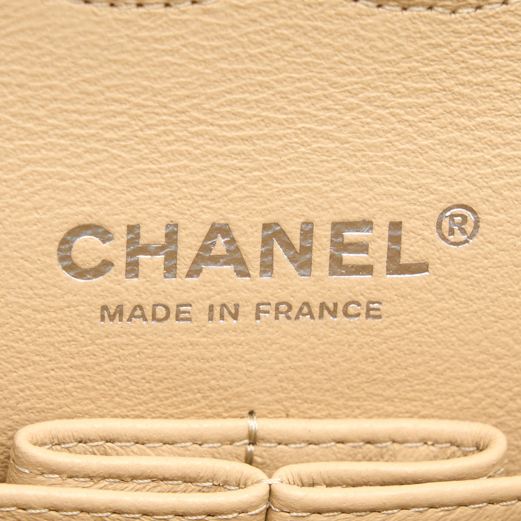 chanel-classic-double-flap-bag-caviar-light-beige-shw