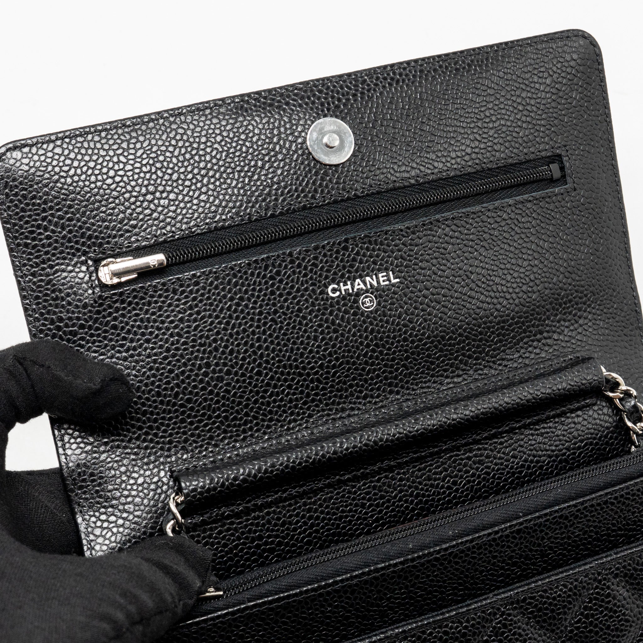 chanel-classic-flap-wallet-on-chain-caviar-black-shw-microchip