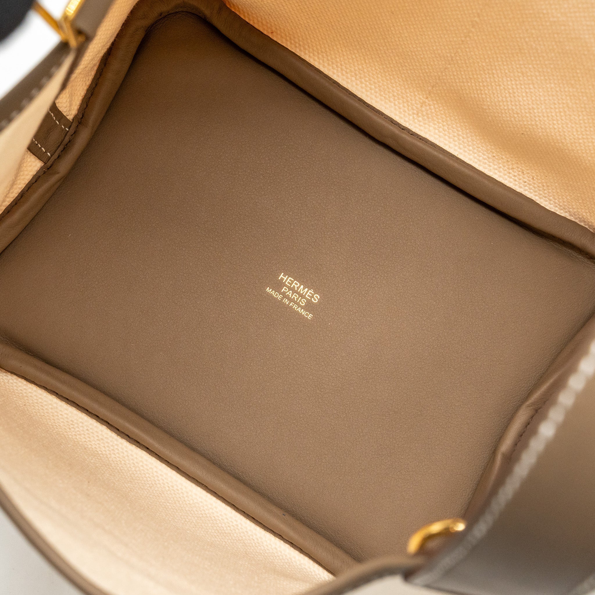 hermes-cargo-picotin-18-lock-bag-canvas-swift-ecru-etoupe-ghw-stamp-w