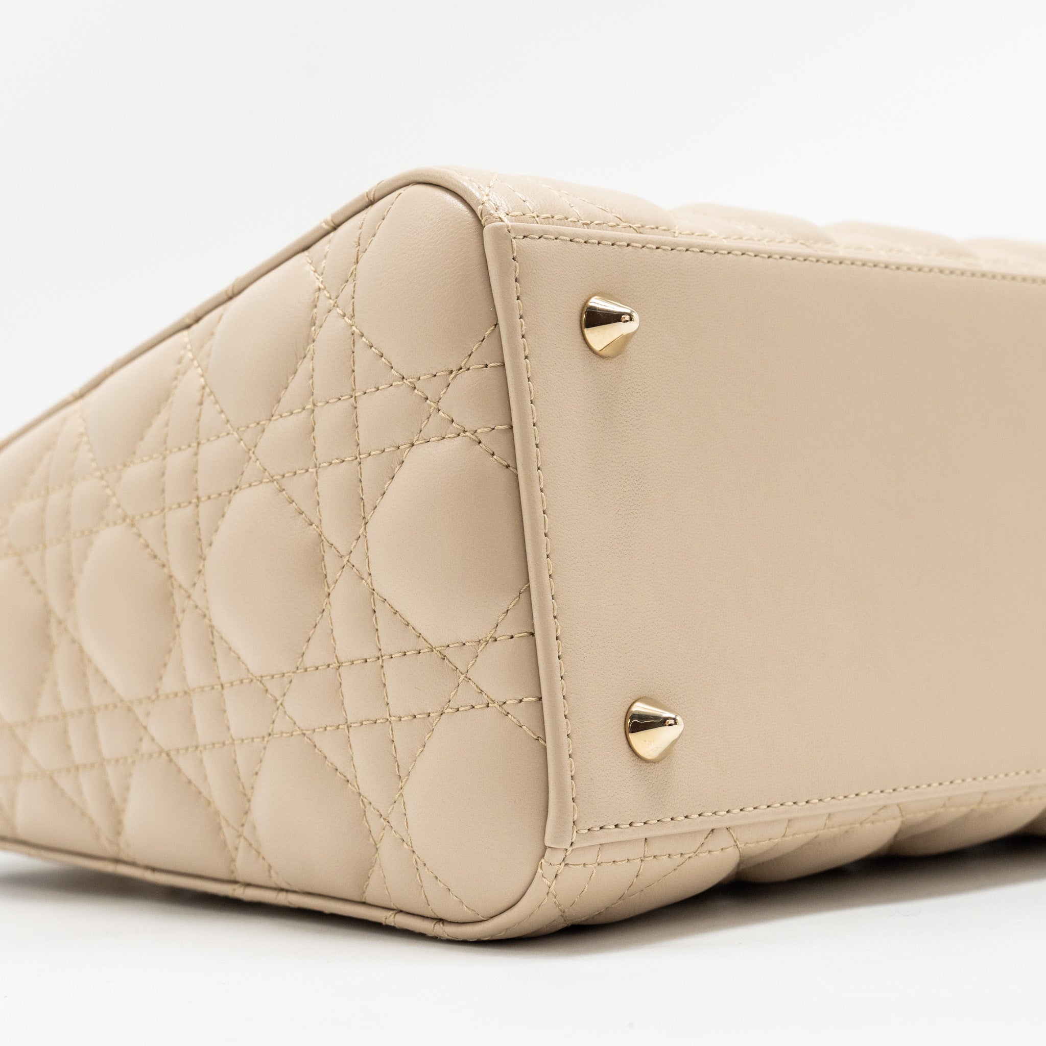 dior-medium-lady-dior-lambskin-beige-blue-lghw