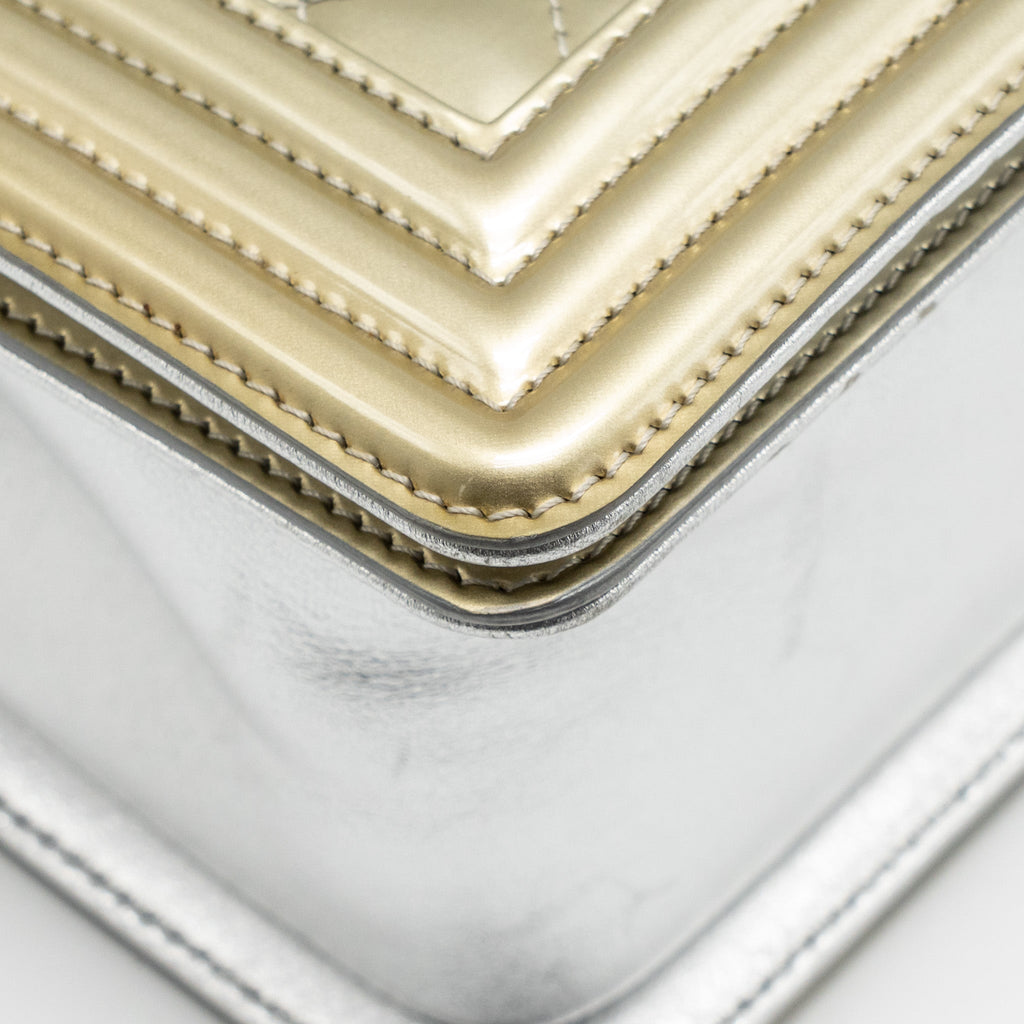 chanel-medium-boy-bag-metallic-patent-calfskin-metallic-lambskin-gold-silver-shw-copy