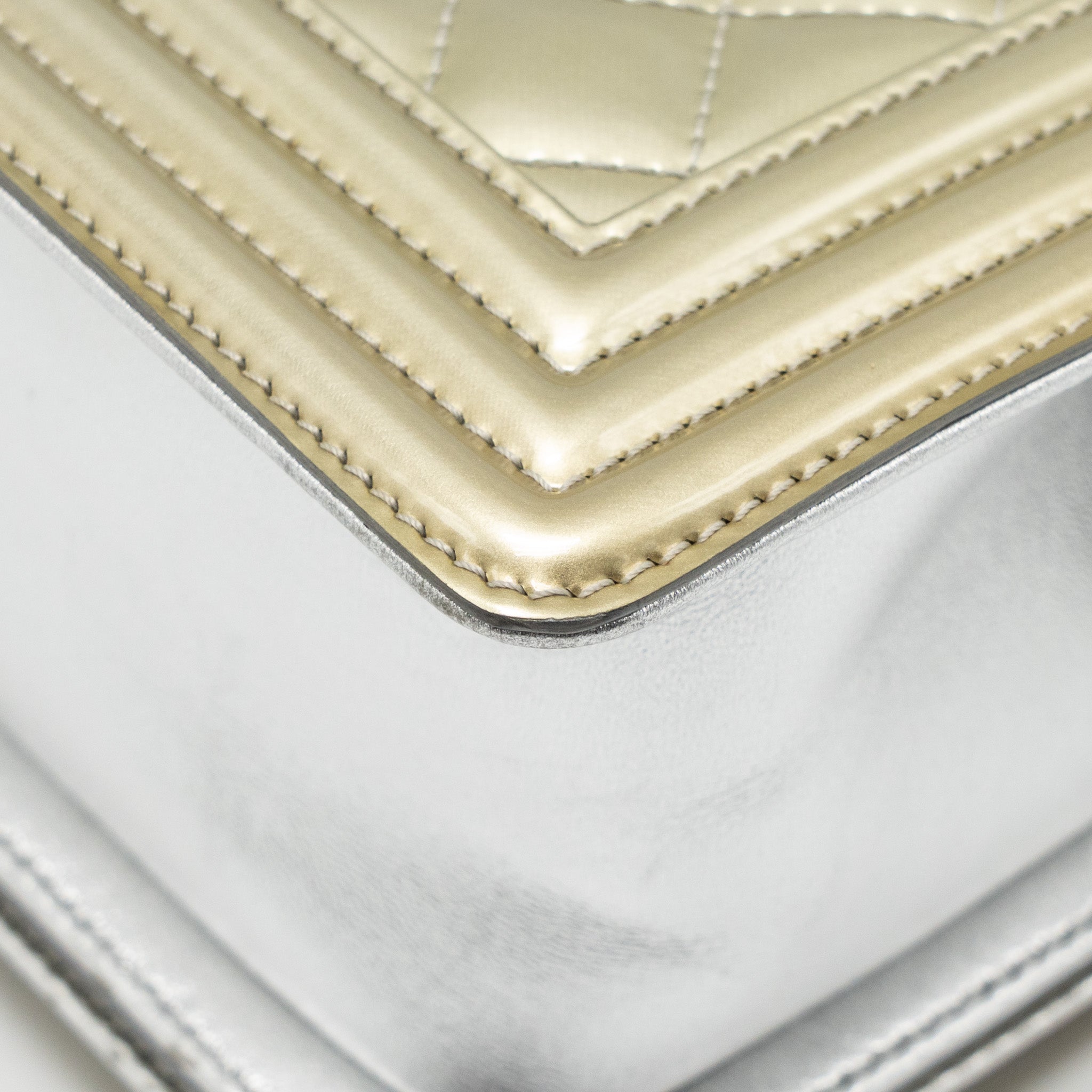 chanel-medium-boy-bag-metallic-patent-calfskin-metallic-lambskin-gold-silver-shw-copy