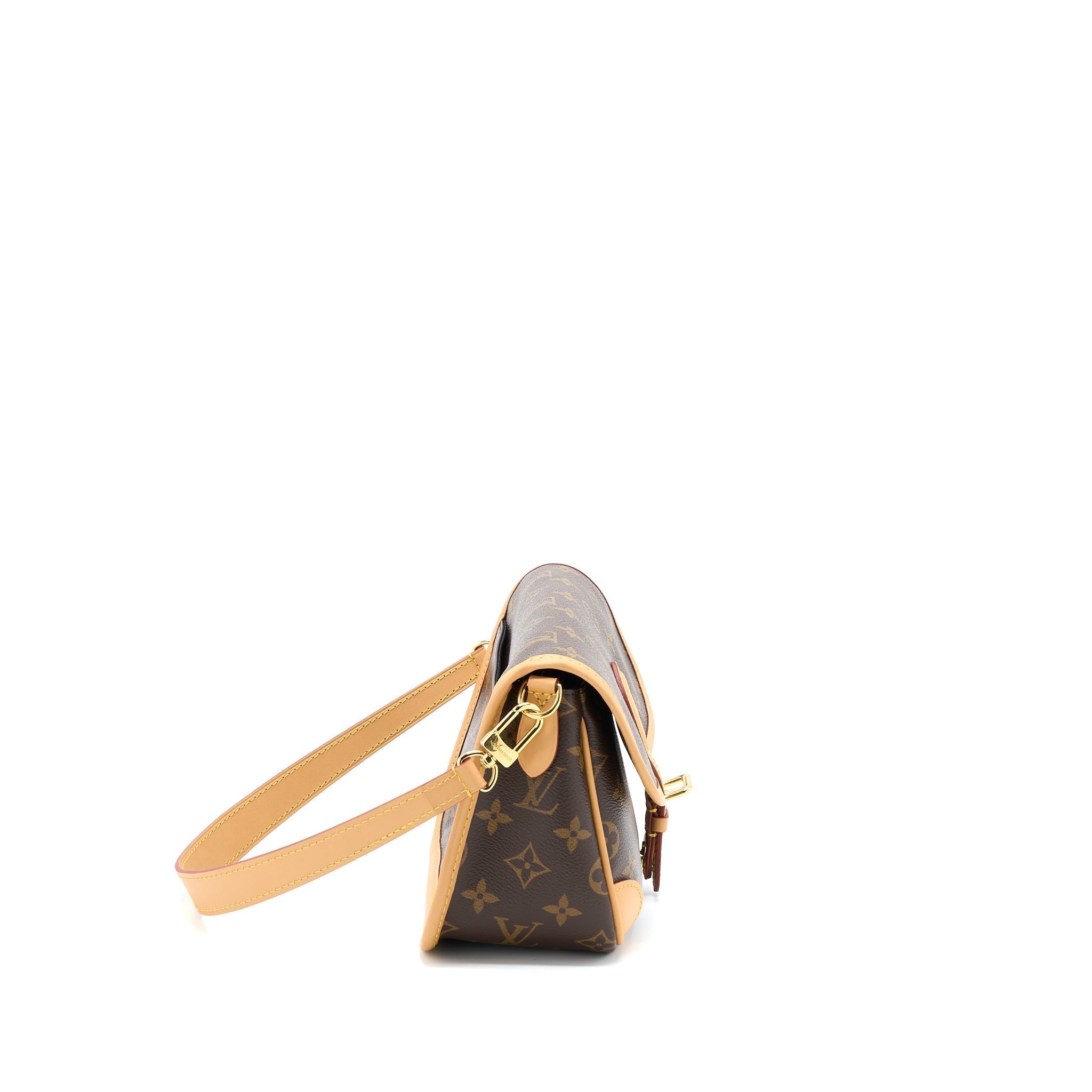 louis-vuitton-diane-bag-monogram-canvas-ghw