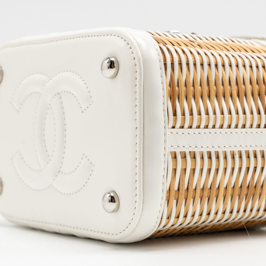 chanel-top-handle-vanity-case-bag-calfskin-raffia-white-shw-copy