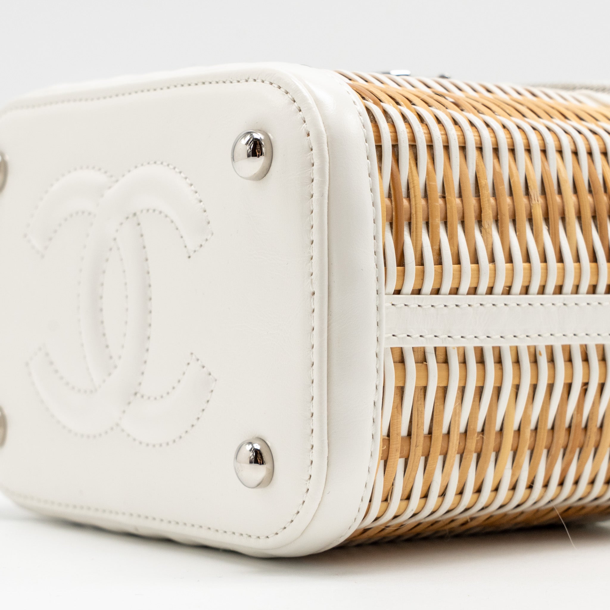 chanel-top-handle-vanity-case-bag-calfskin-raffia-white-shw-copy