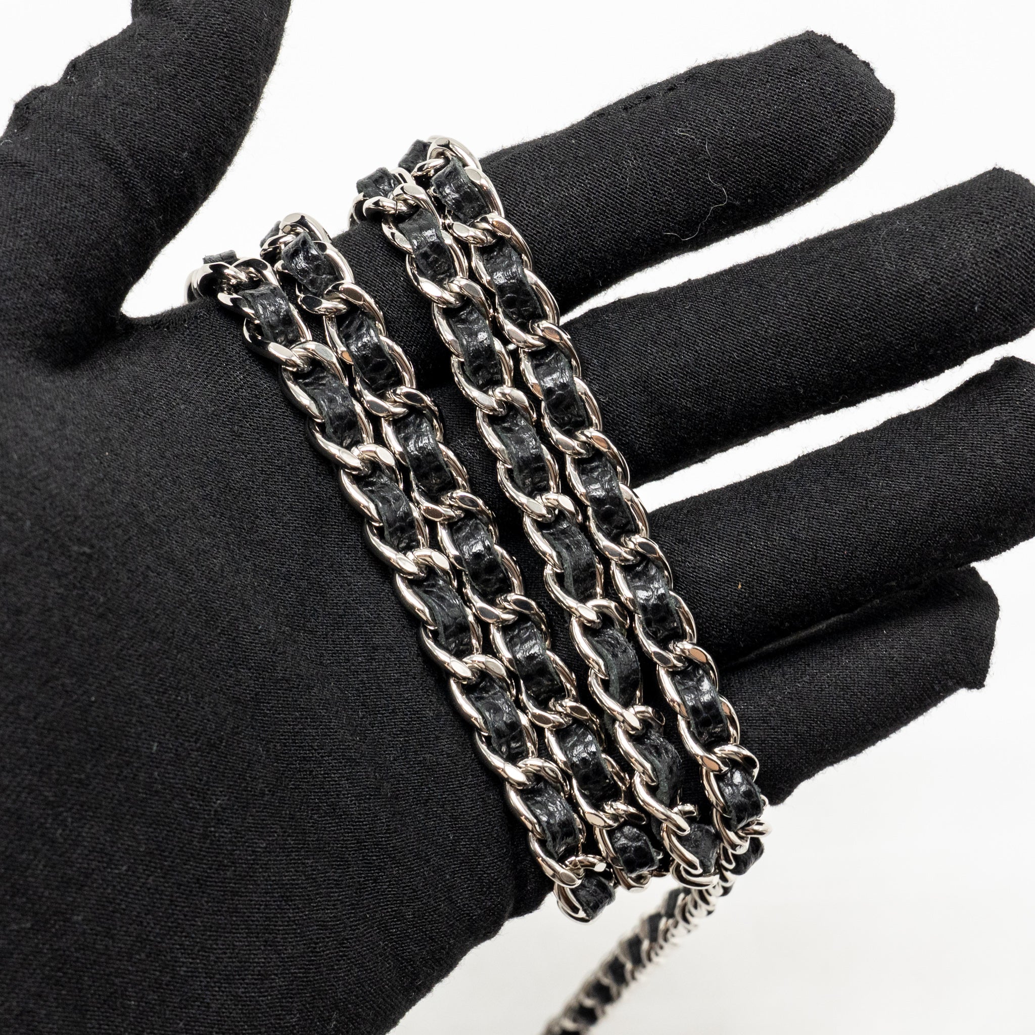 chanel-classic-flap-wallet-on-chain-caviar-black-shw-microchip
