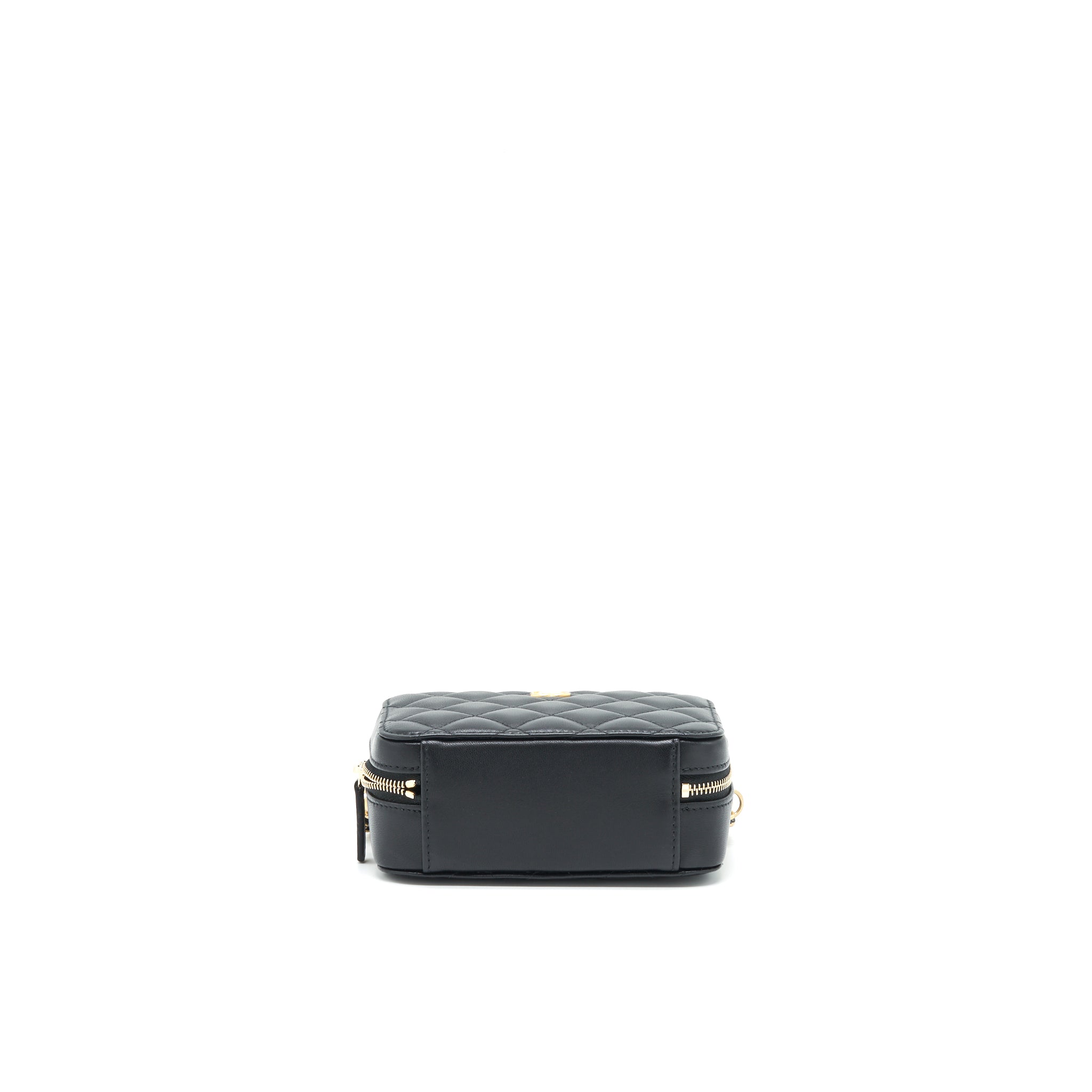 chanel-pearl-crush-mini-camera-case-with-chain-lambskin-black-ghw