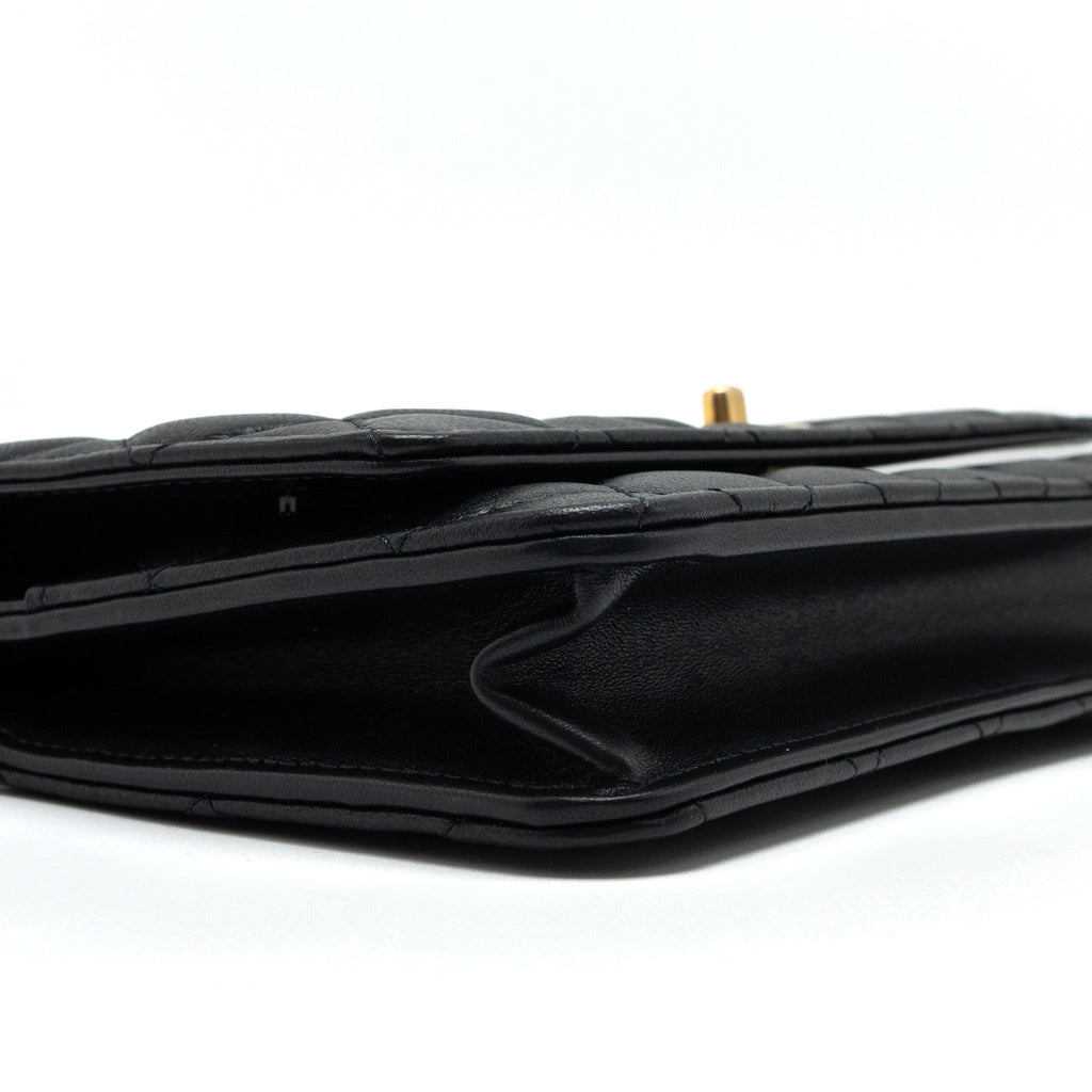 chanel-pearl-crush-wallet-on-chain-lambskin-black-ghw-microchip-9