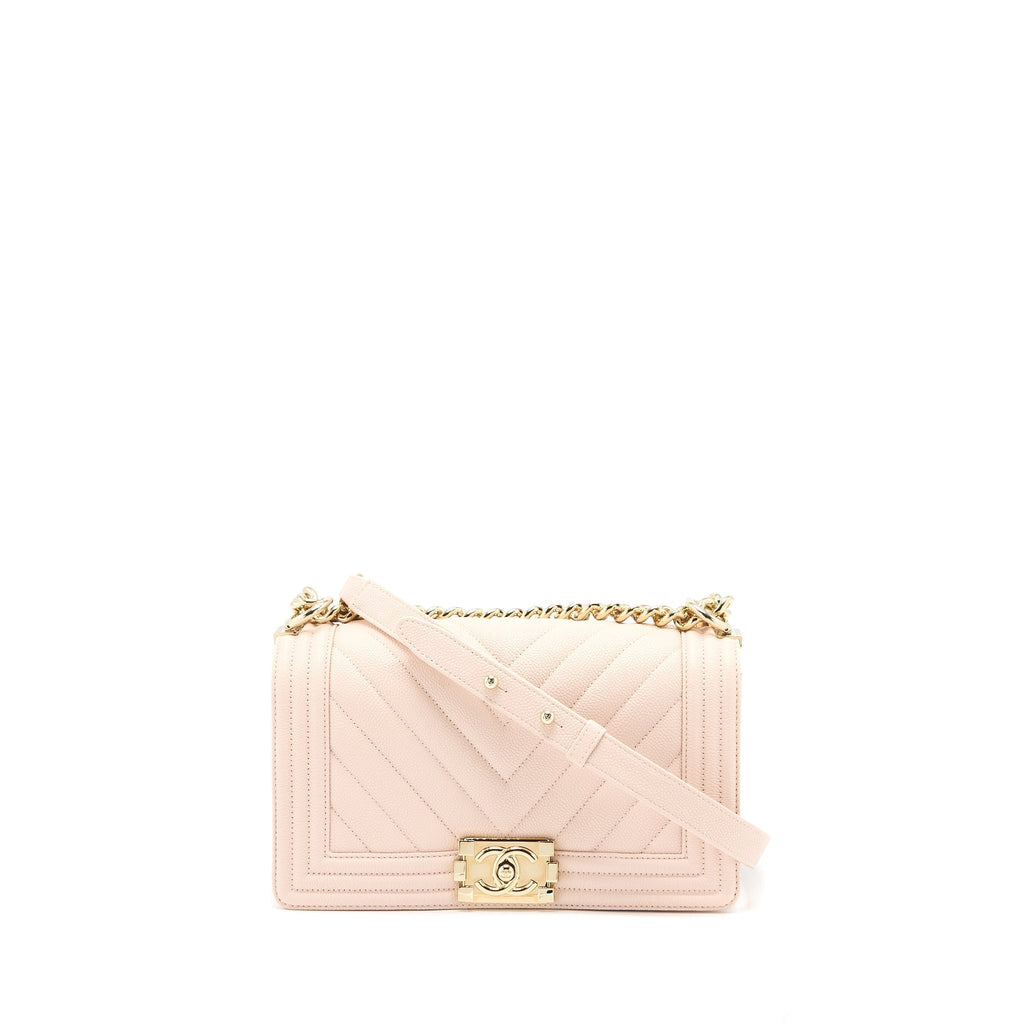 chanel-medium-boy-bag-chevron-caviar-light-pink-lghw