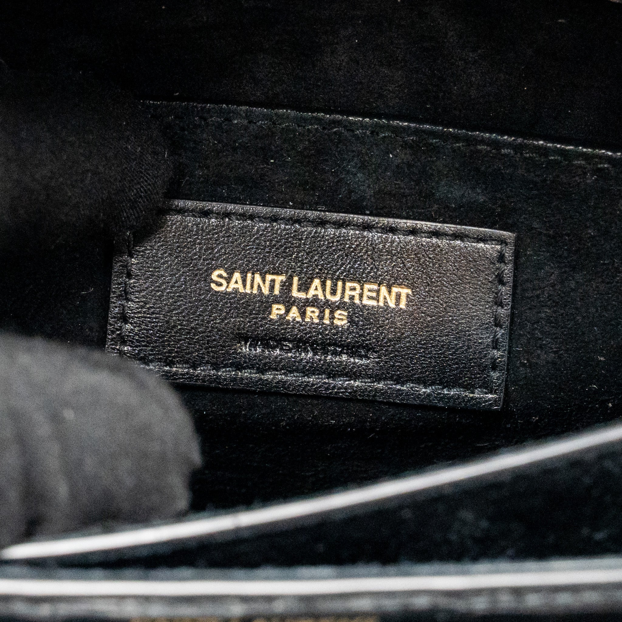 saint-laurent-ysl-sunset-medium-crocodile-embossed-calfskin-black-ghw