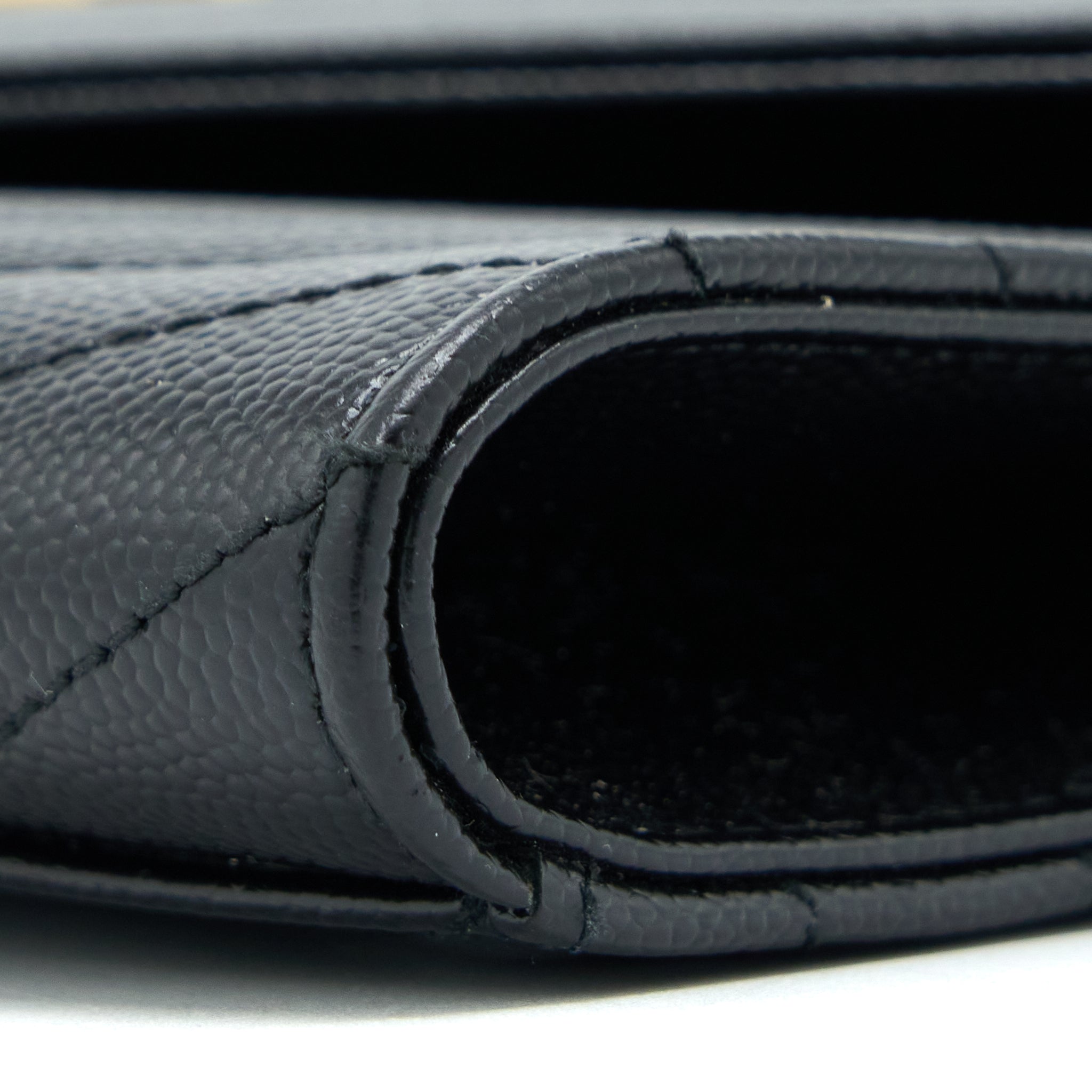 saint-laurent-ysl-envelop-clutch-grained-calfskin-black-ghw