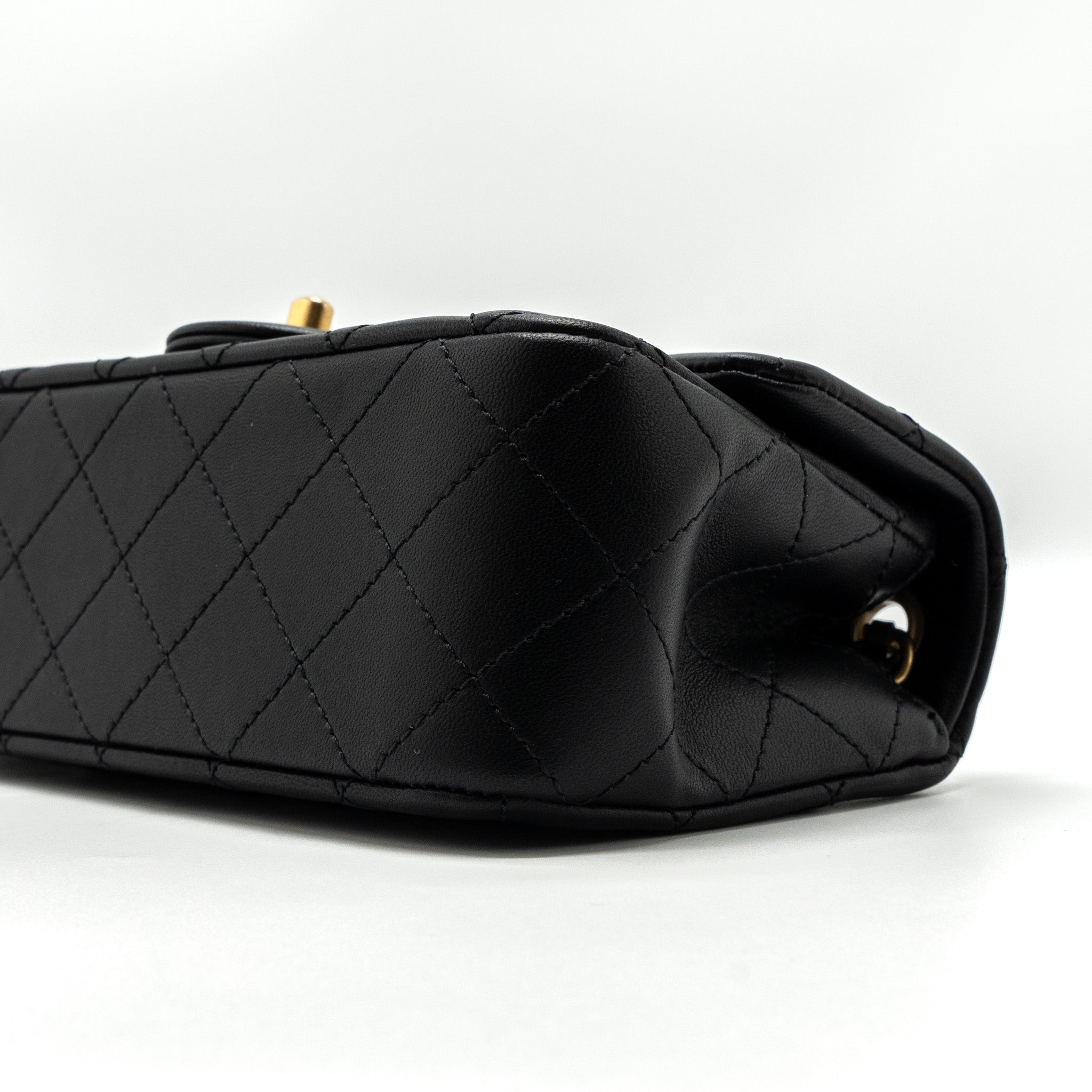 chanel-23k-pearl-crush-mini-rectangular-flap-bag-lambskin-black-brushed-ghwmicrochip