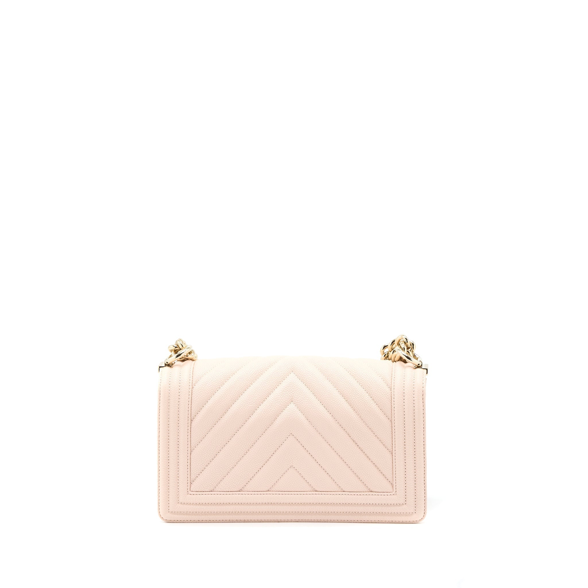 chanel-medium-boy-bag-chevron-caviar-light-pink-lghw