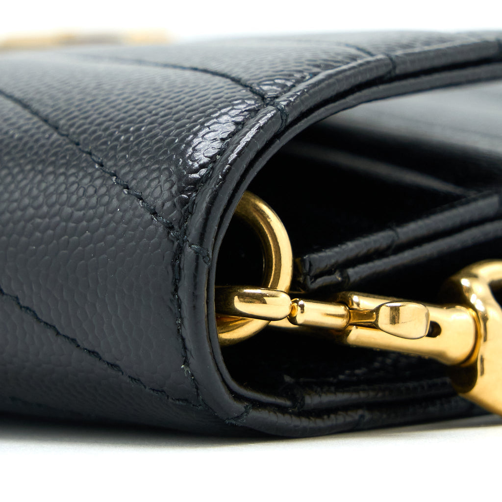 saint-laurent-ysl-envelop-clutch-grained-calfskin-black-ghw