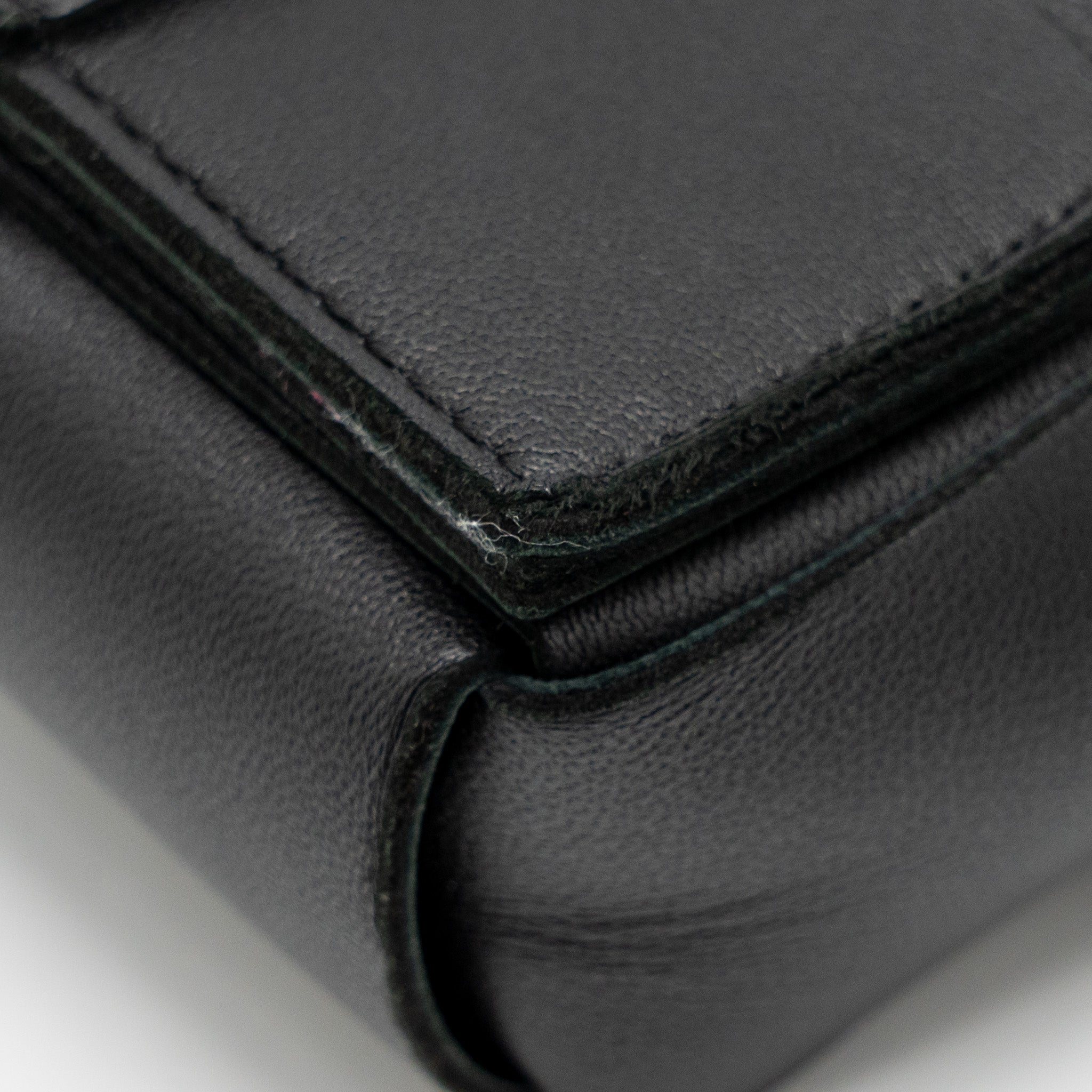 bottega-veneta-cassette-belt-bag-lambskin-black-ghw-1