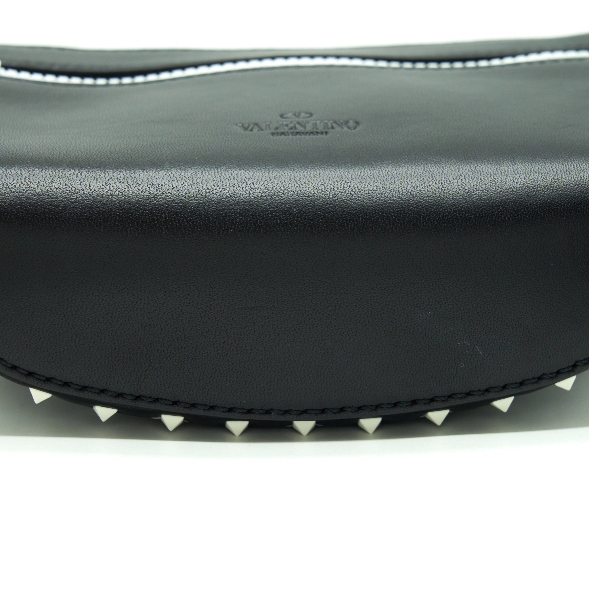 valentino-rockstud-belt-bag-black-white-hardware
