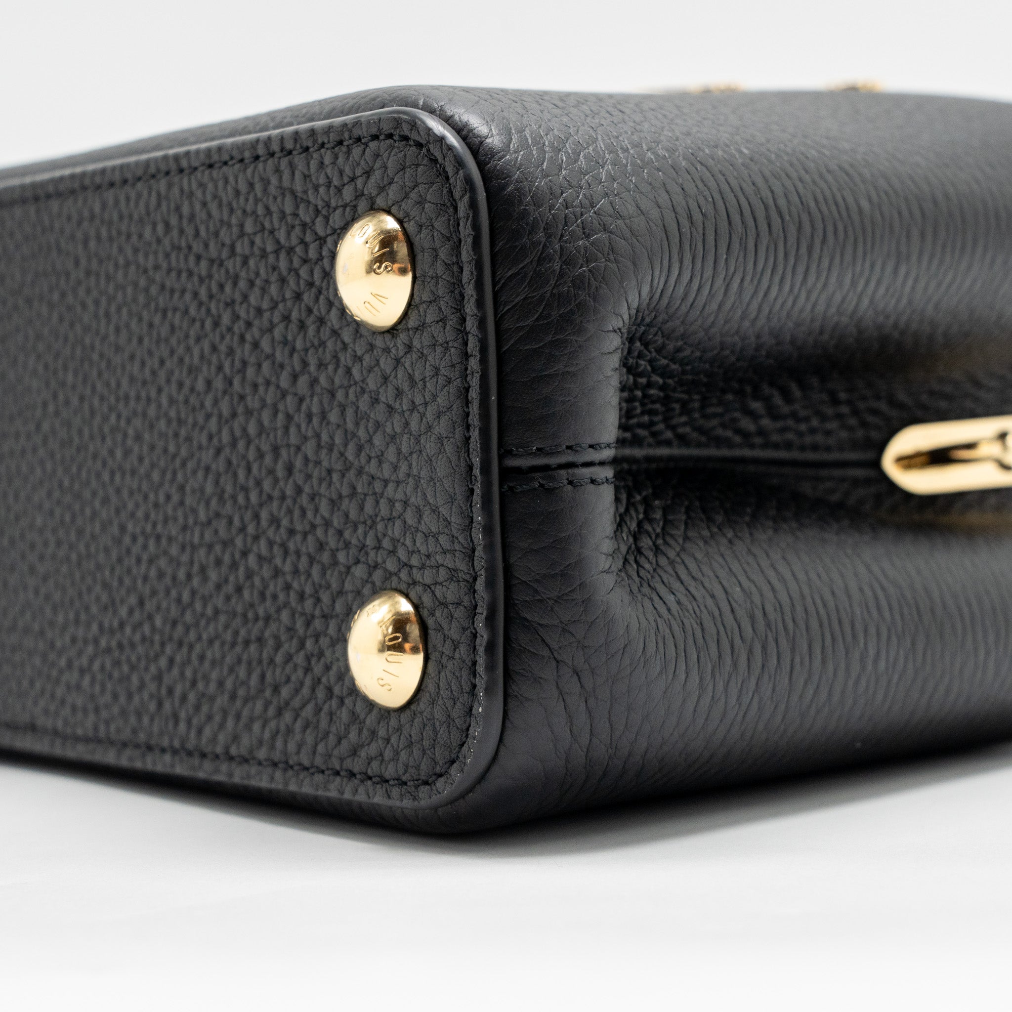 louis-vuitton-murakami-limited-edition-capucines-bb-taurillon-leather-black-ghw