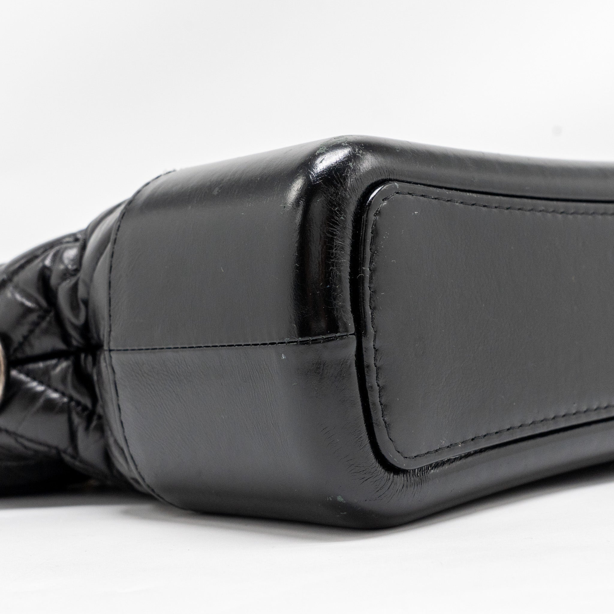 chanel-gabrielle-hobo-bag-shiny-calfskin-black-multicolour-hardware