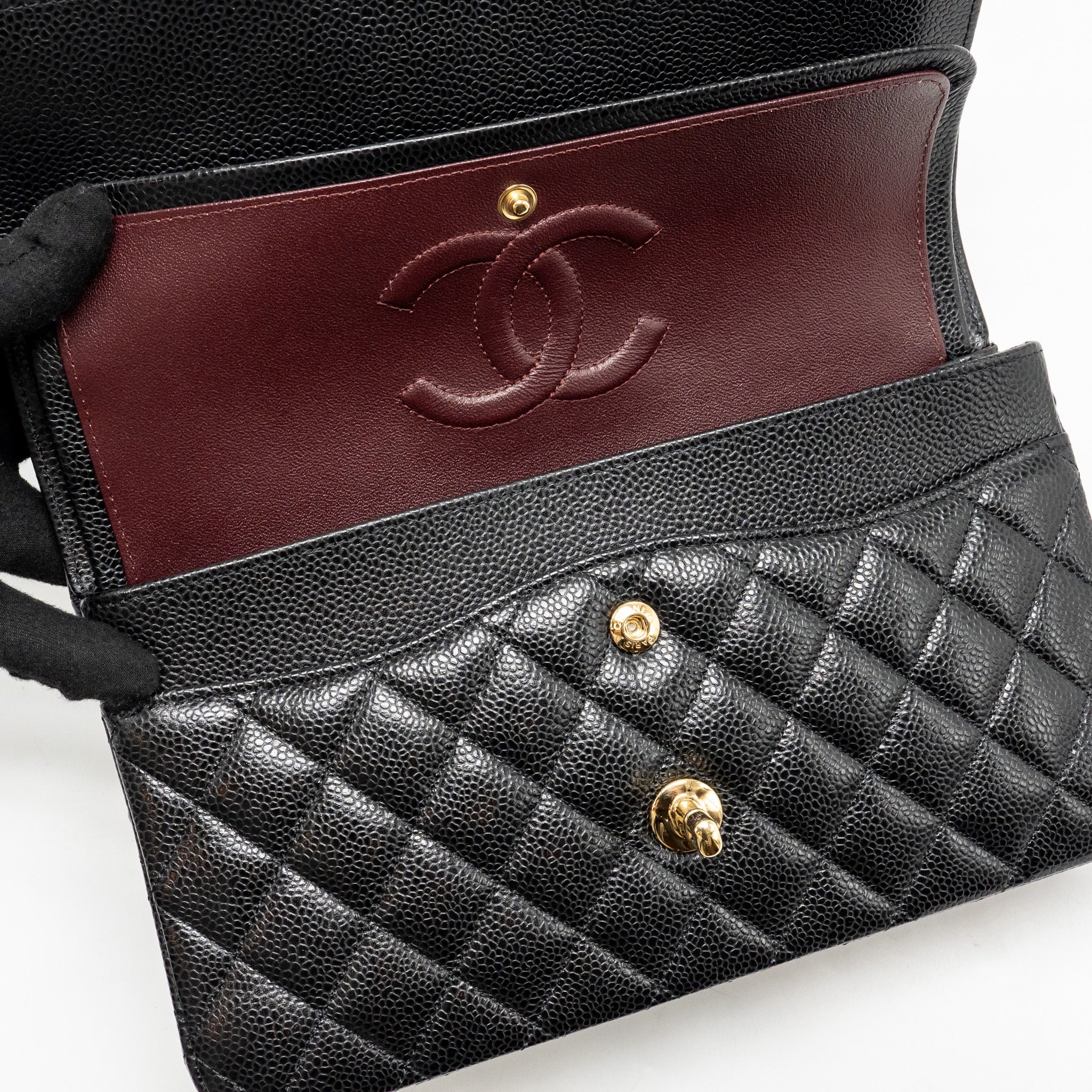 chanel-medium-classic-double-flap-bag-caviar-black-ghw-copy-1