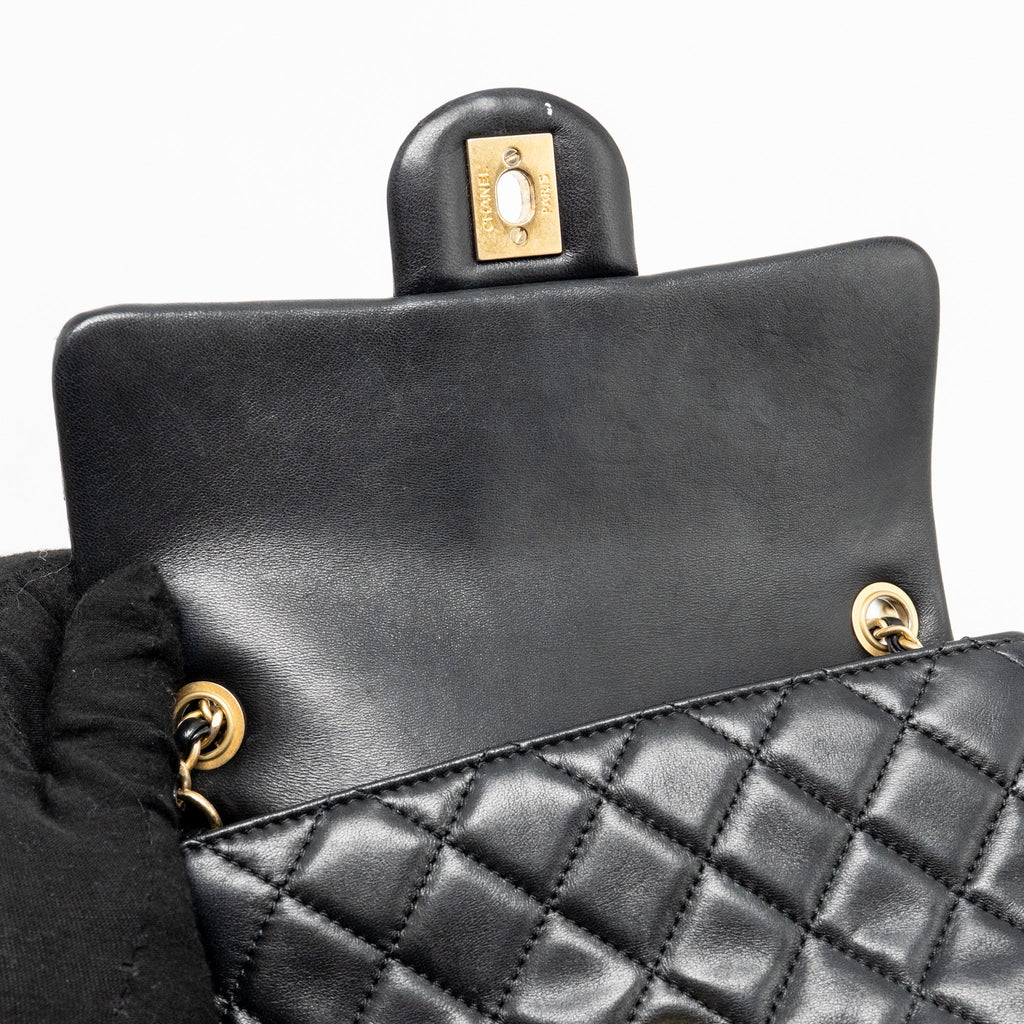 chanel-pearl-crush-mini-rectangular-flap-bag-lambskin-black-ghw-3