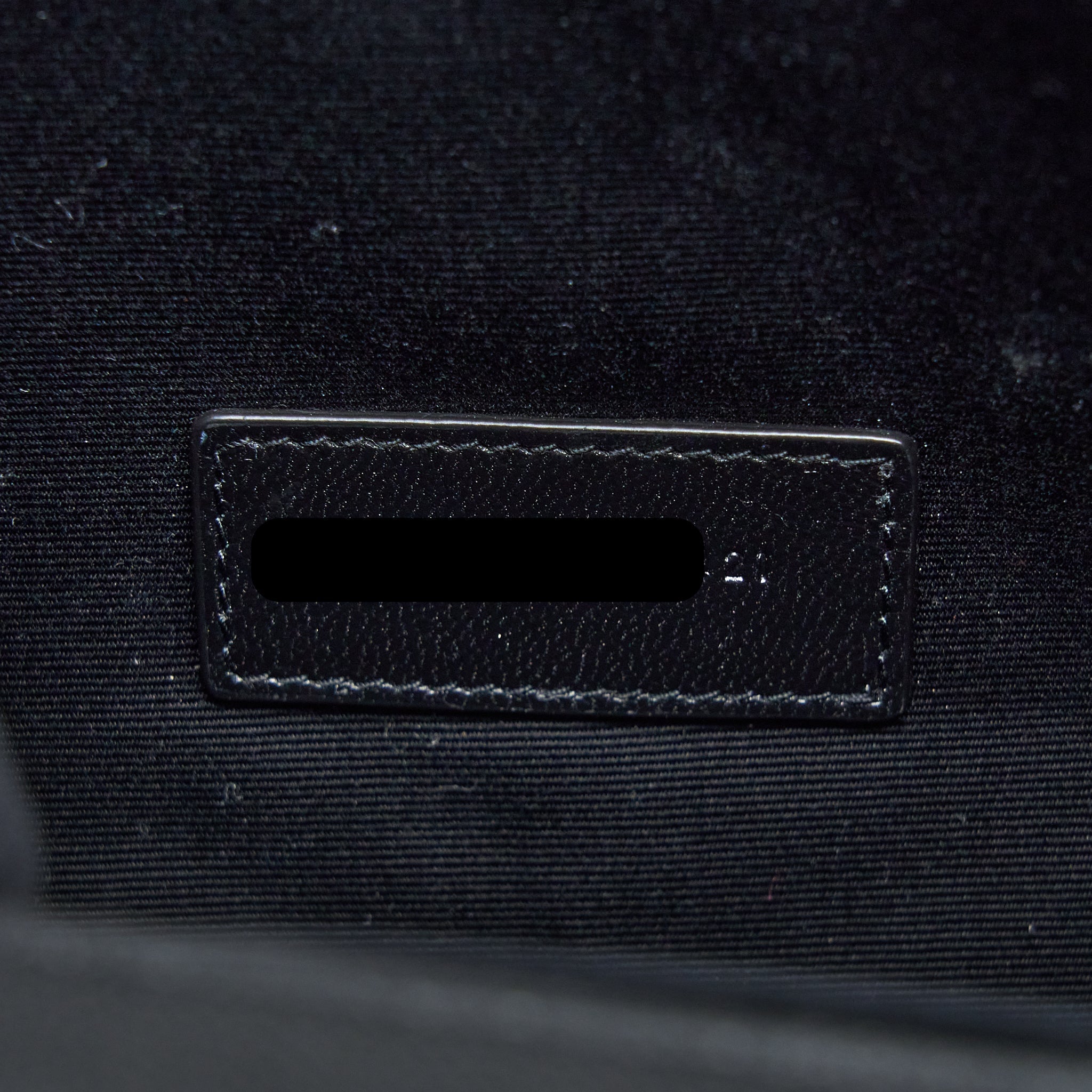 saint-laurent-ysl-envelop-clutch-grained-calfskin-black-ghw