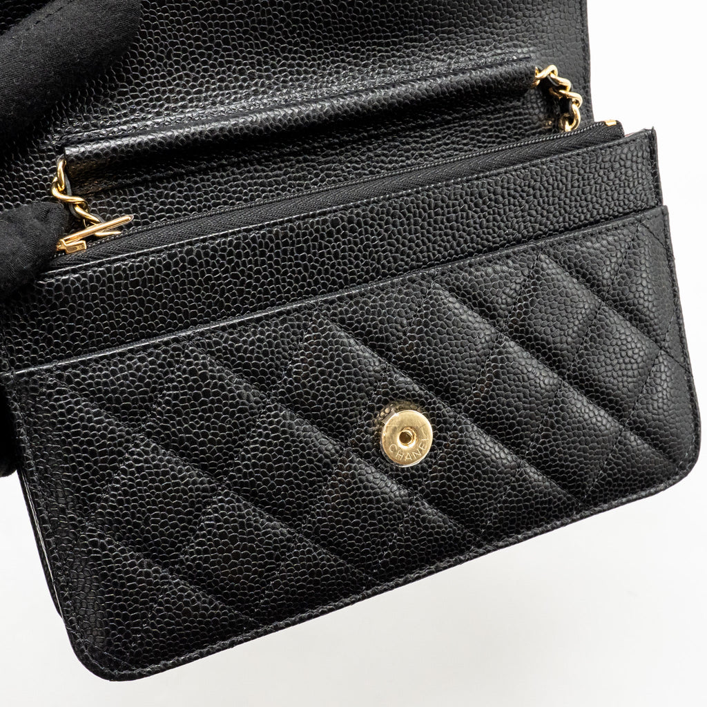chanel-classic-wallet-on-chain-caviar-black-ghwmicrochip-copy-1