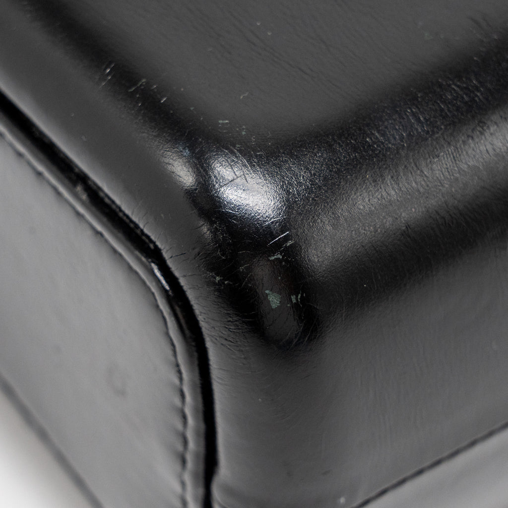 chanel-gabrielle-hobo-bag-shiny-calfskin-black-multicolour-hardware