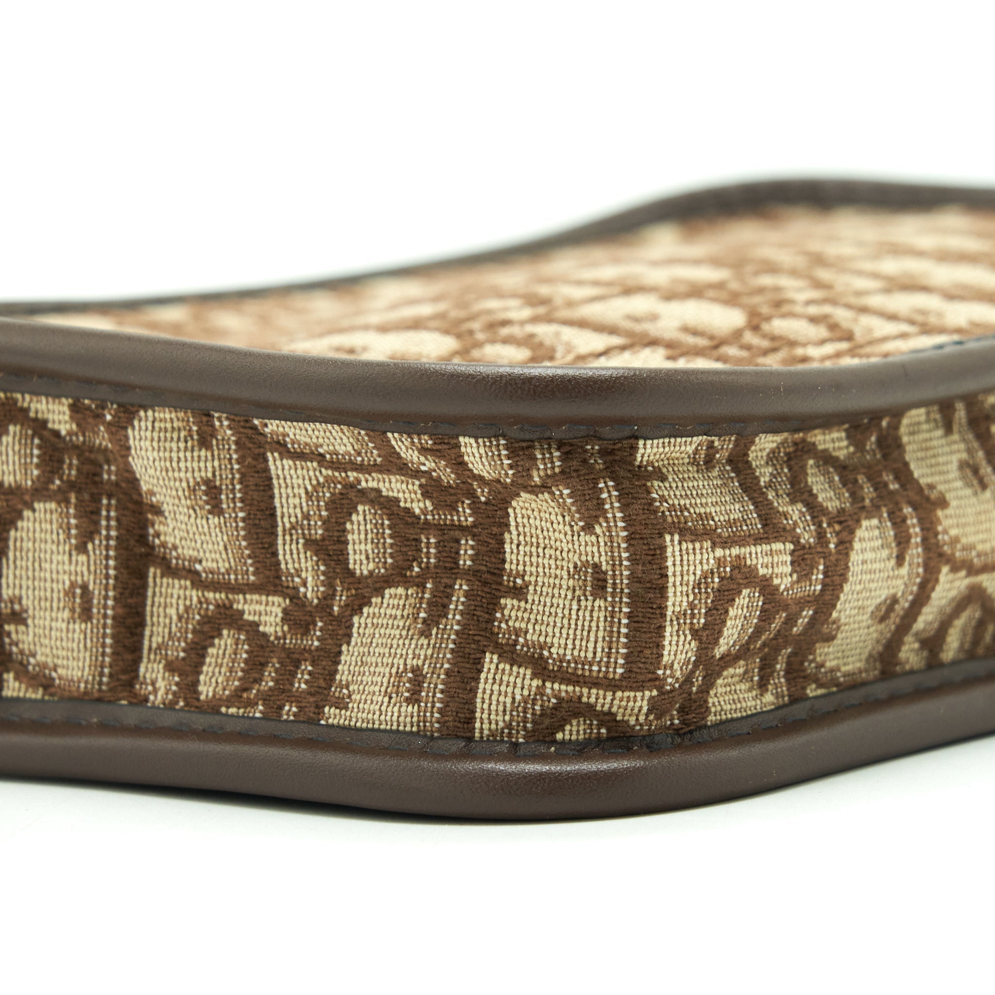 dior-diorquake-pouch-brown-oblique-canvas-ghw
