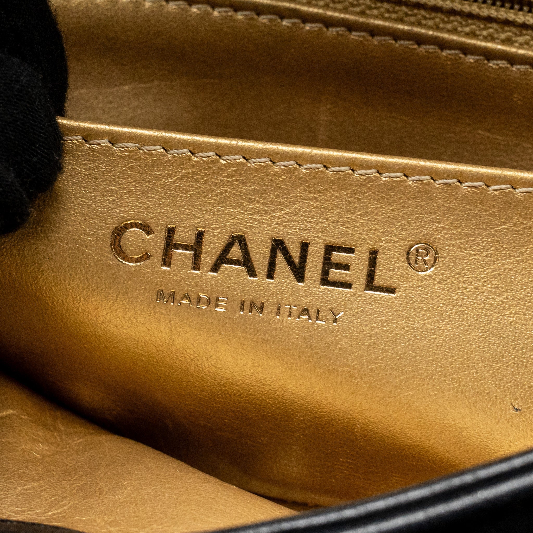 chanel-pearl-crush-mini-rectangular-flap-bag-lambskin-black-ghw-3