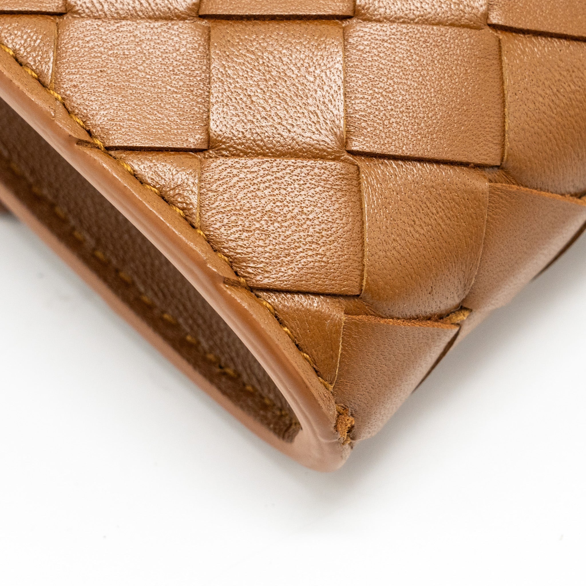 bottega-veneta-andiamo-clutch-bag-lambskin-brown-ghw