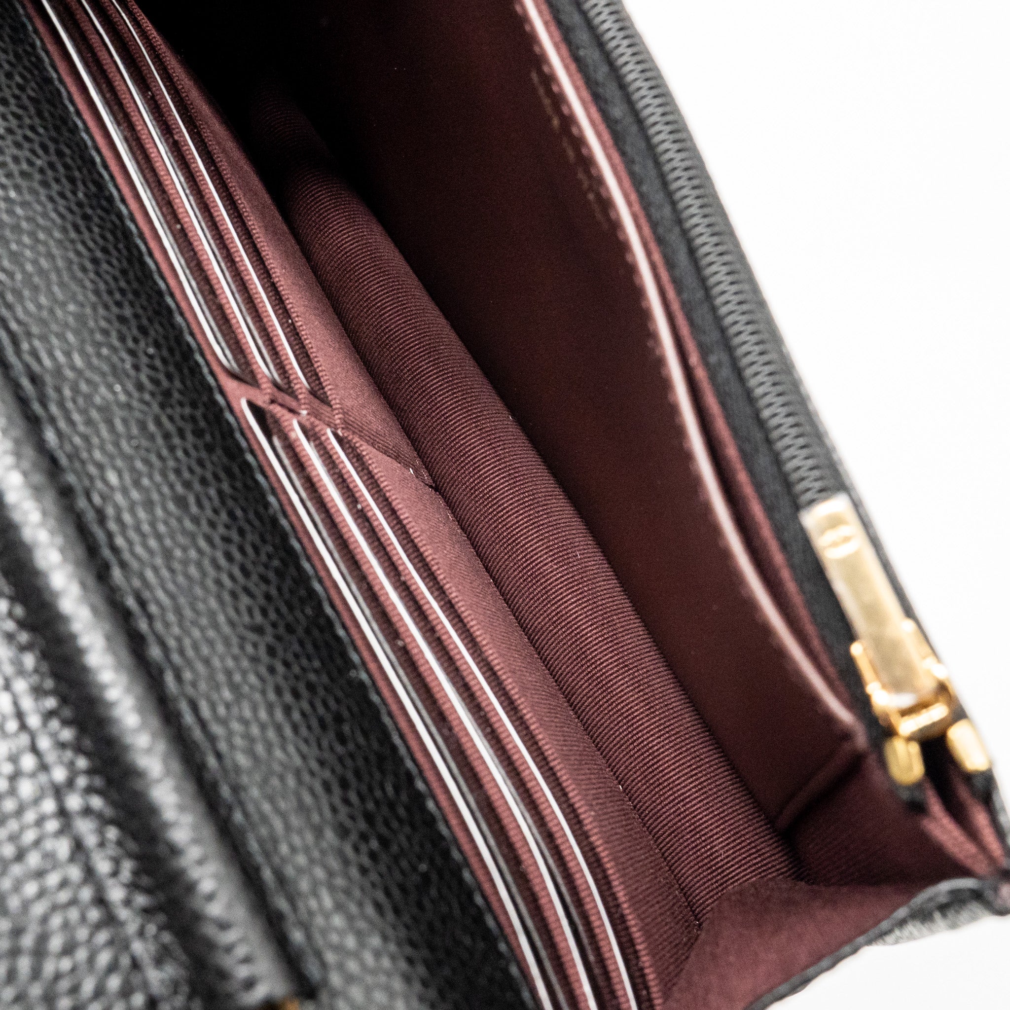chanel-classic-wallet-on-chain-caviar-black-ghwmicrochip-copy-1