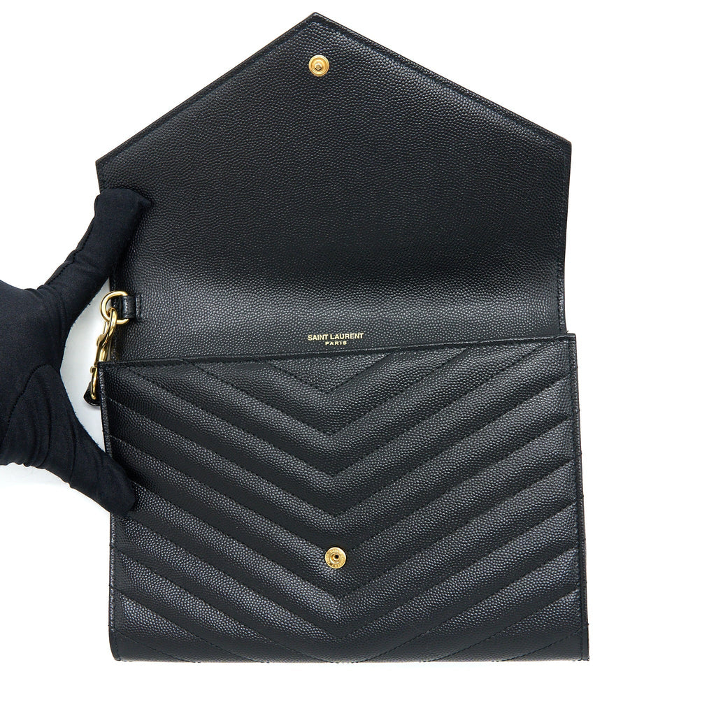 saint-laurent-ysl-envelop-clutch-grained-calfskin-black-ghw