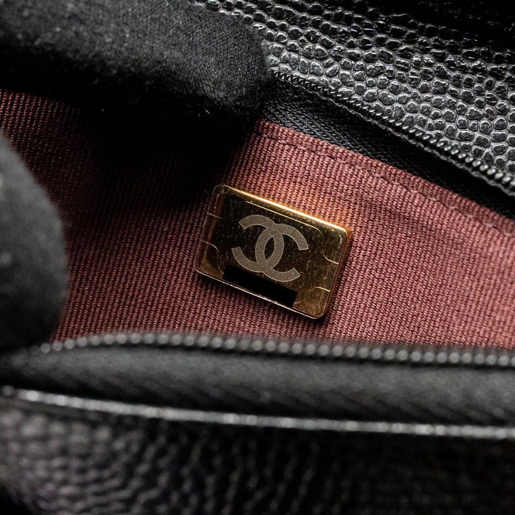 chanel-classic-wallet-on-chain-caviar-black-ghwmicrochip-copy-1
