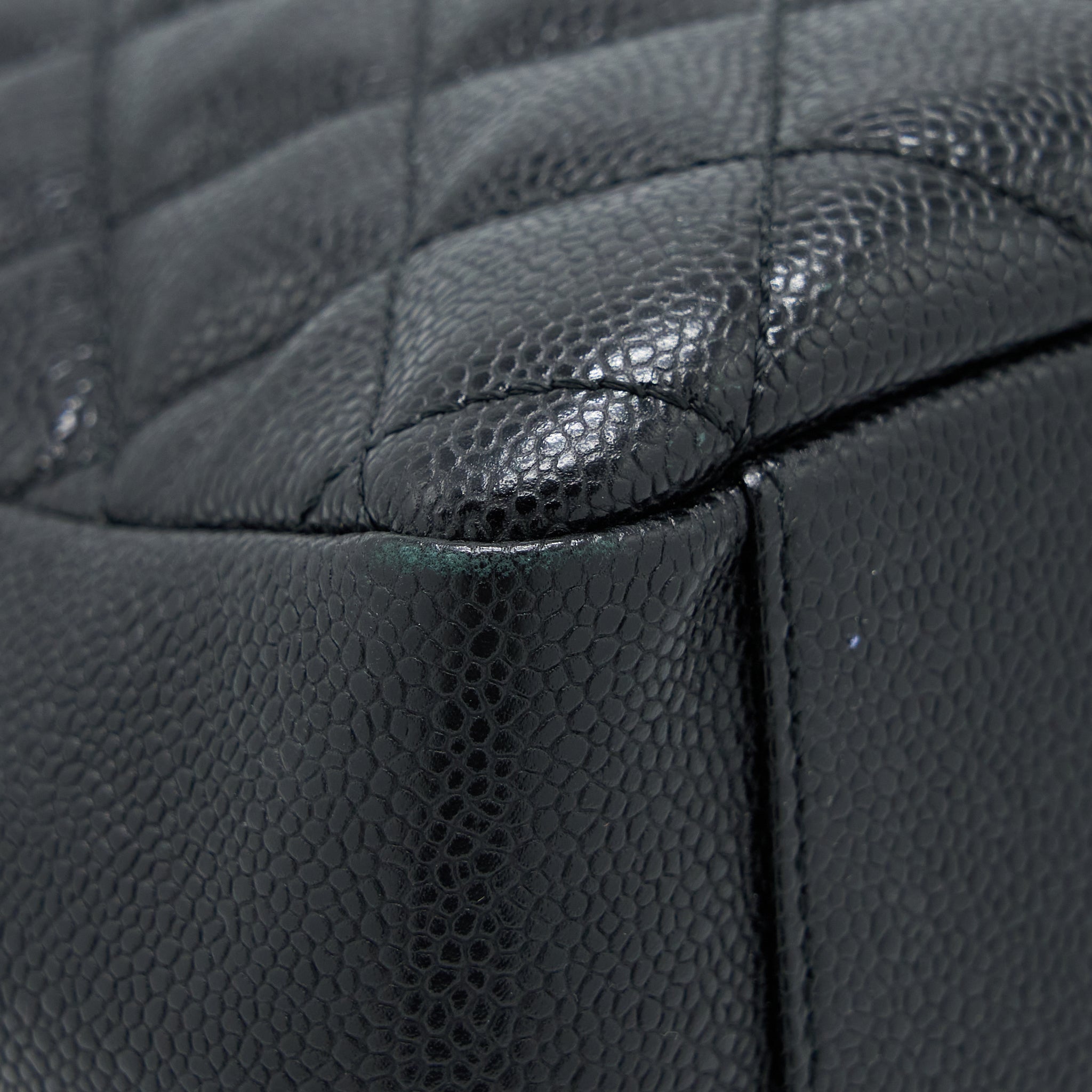 chanel-grand-shopping-tote-gst-caviar-black-ghw