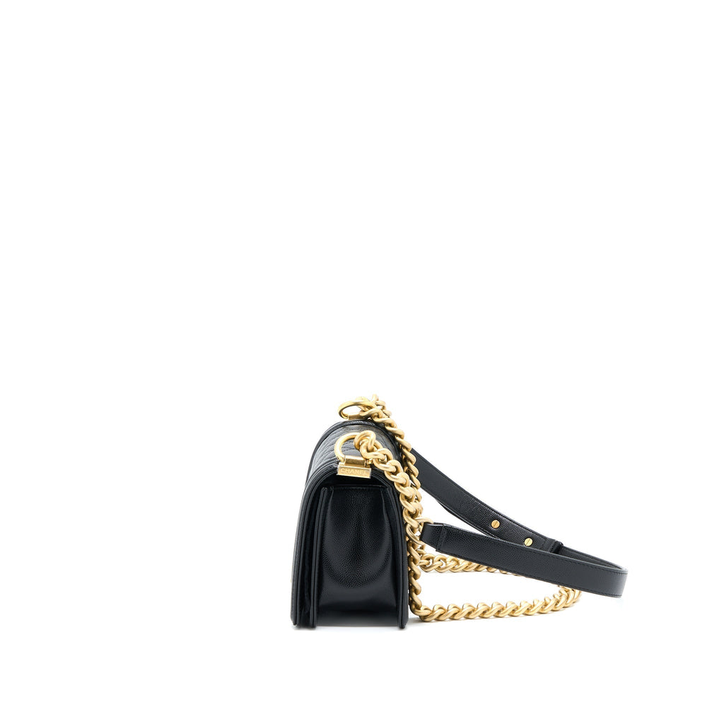 chanel-small-boy-bag-caviar-black-ghw-microchip-2