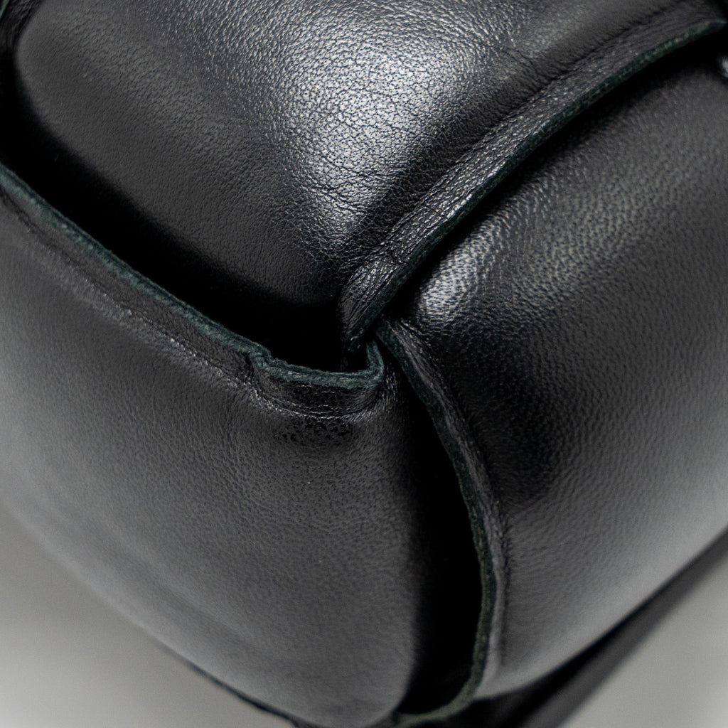 bottega-veneta-padded-cassette-lambskin-black-shw