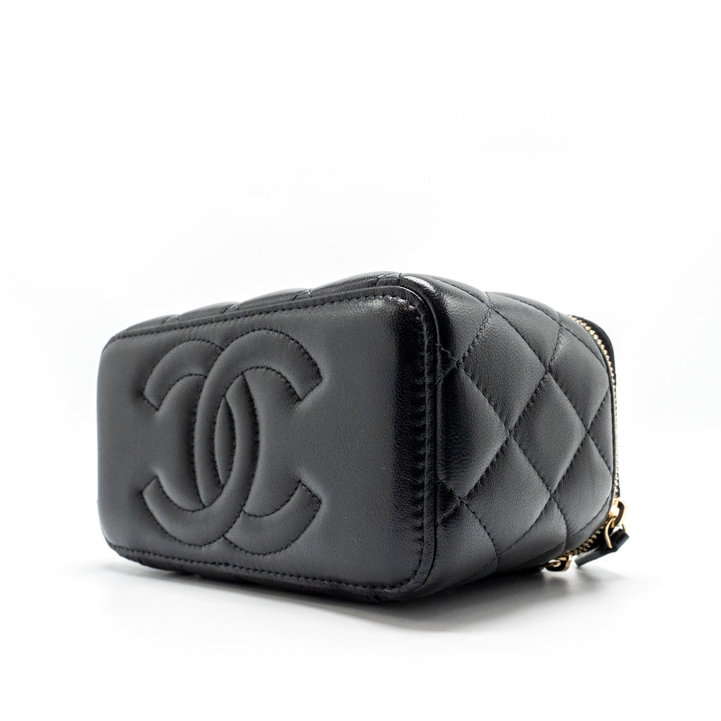 chanel-top-handle-long-vanity-case-lambskin-black-lghw-microchip-1