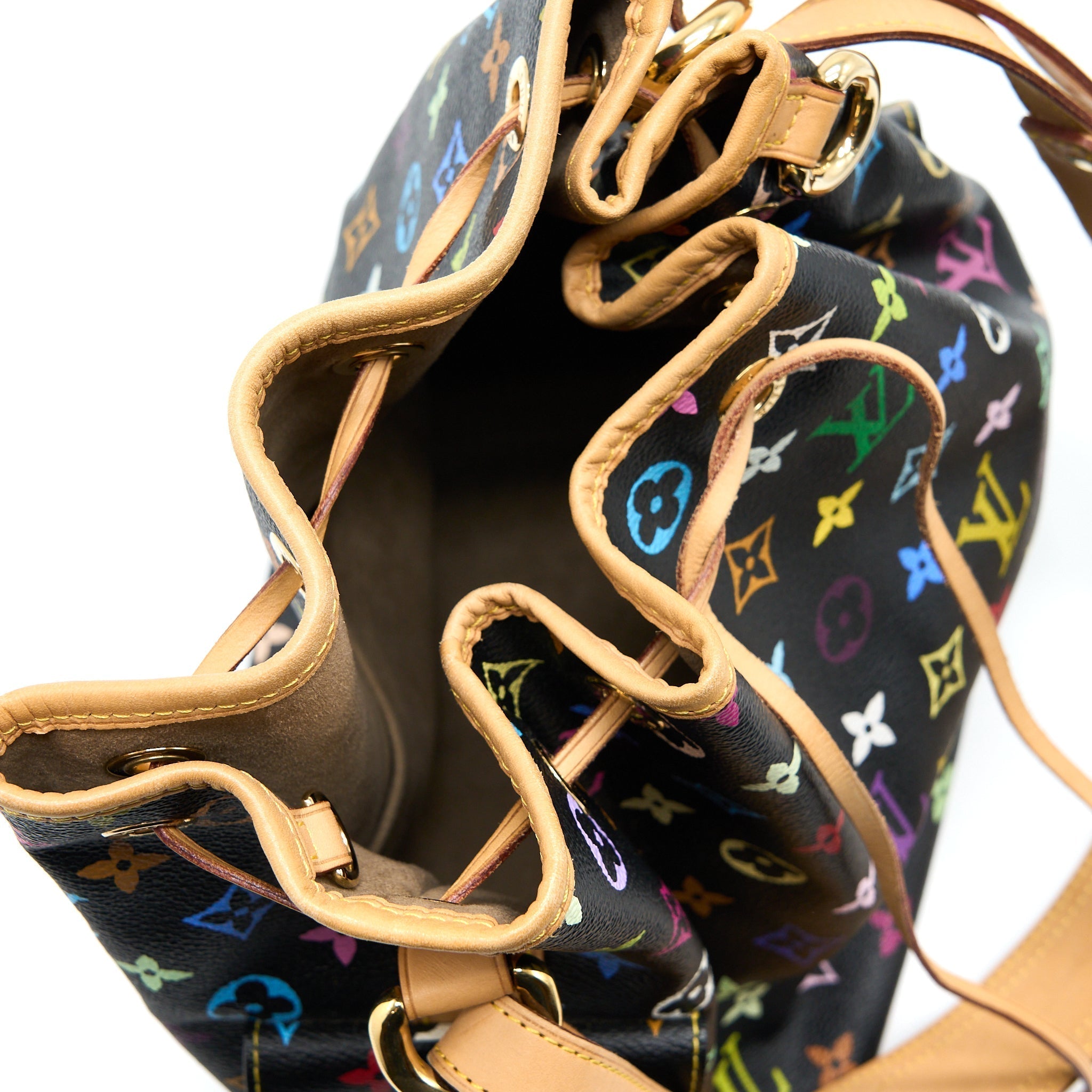 louis-vuitton-petit-noe-black-monogram-multicolour-ghw