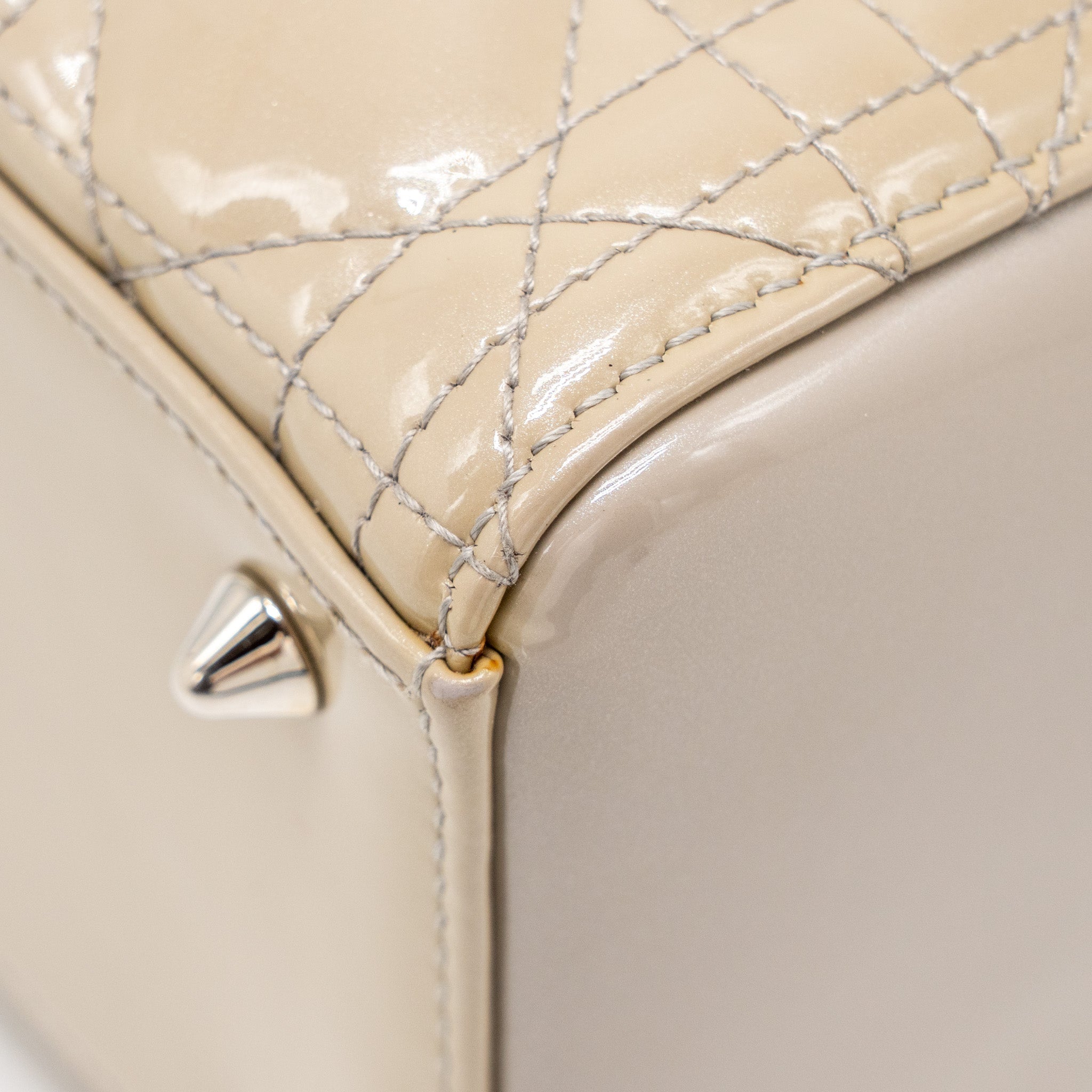 dior-medium-lady-dior-patent-beige-shw