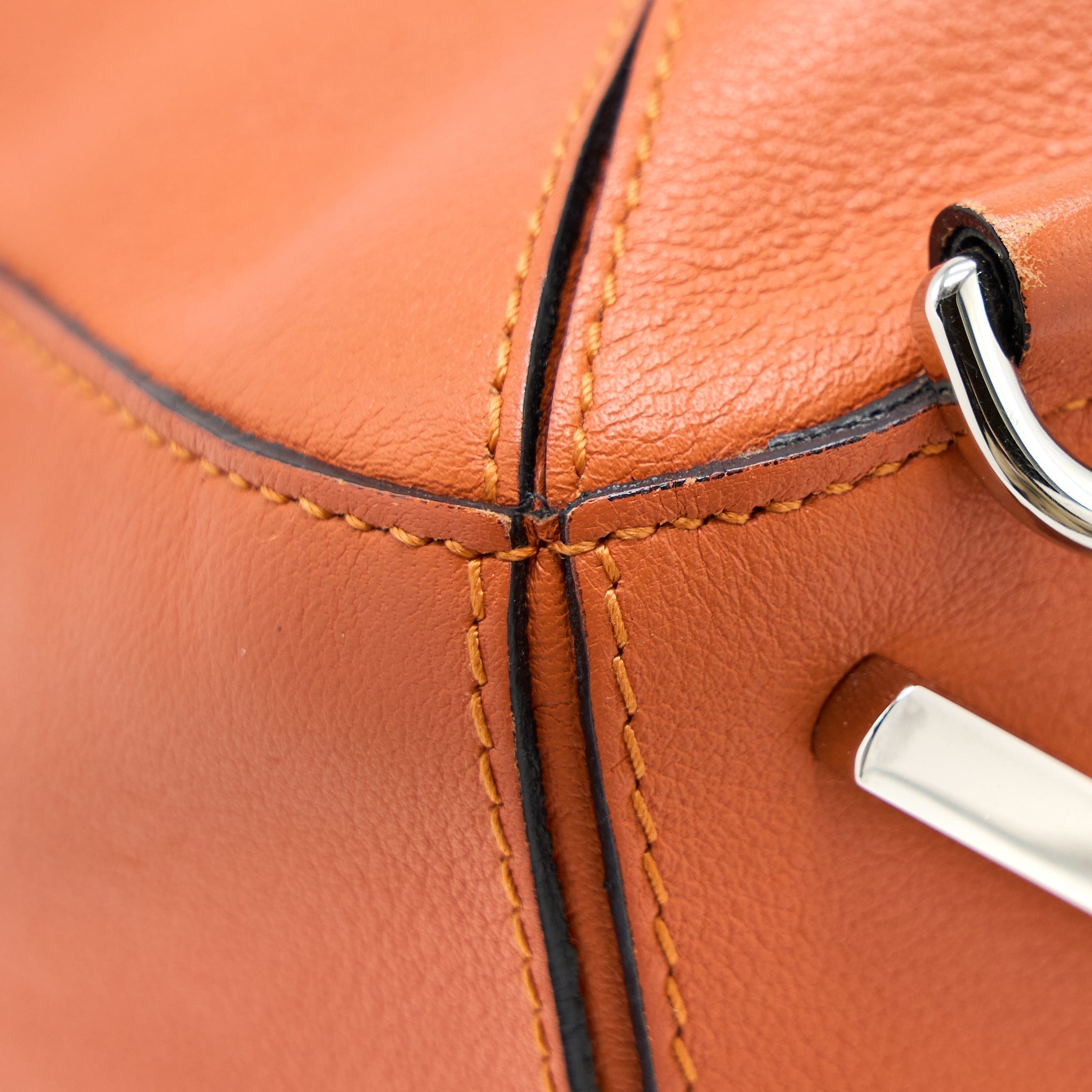 loewe-medium-puzzle-bag-calfskin-orange-shw