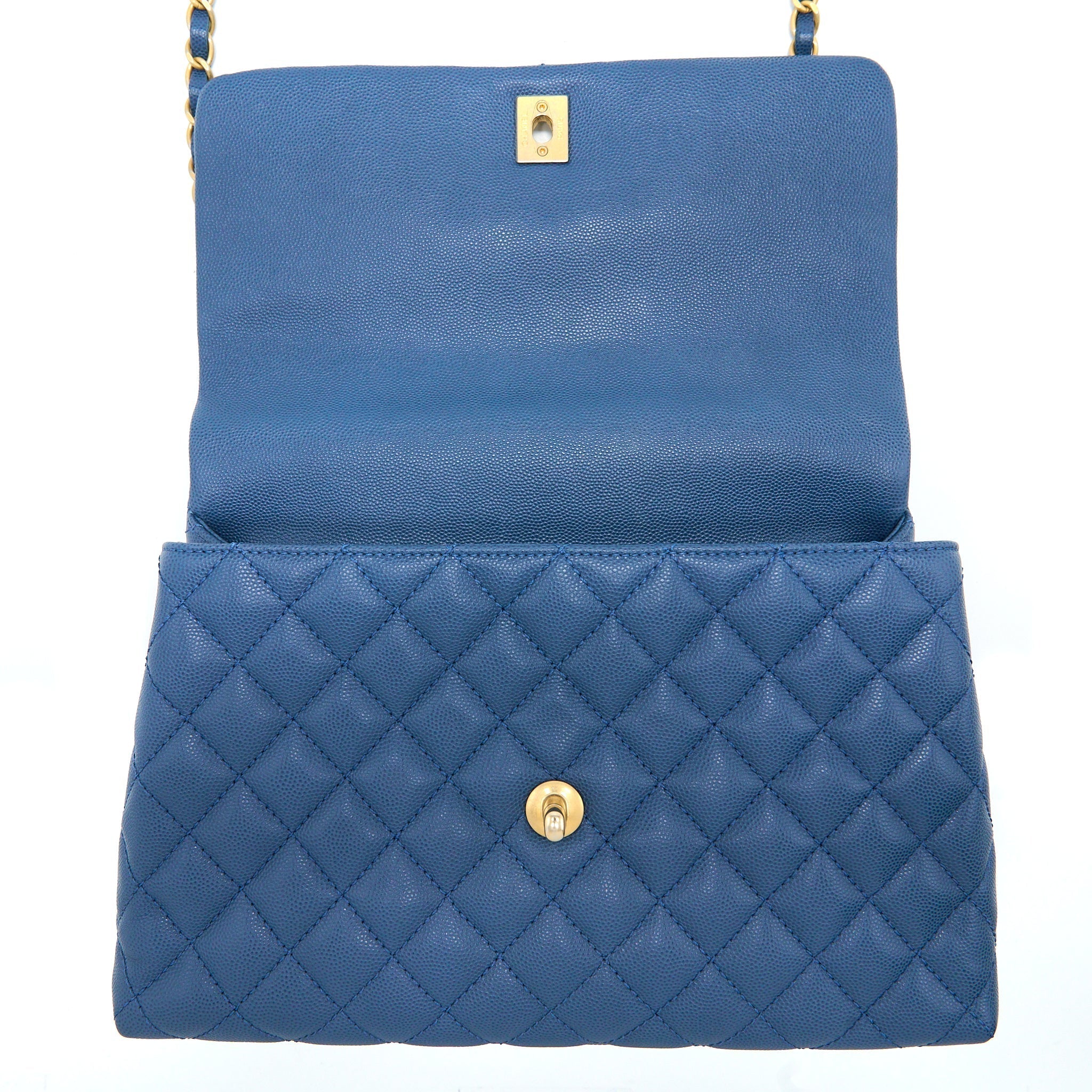 chanel-medium-coco-handle-flap-bag-caviar-ghw