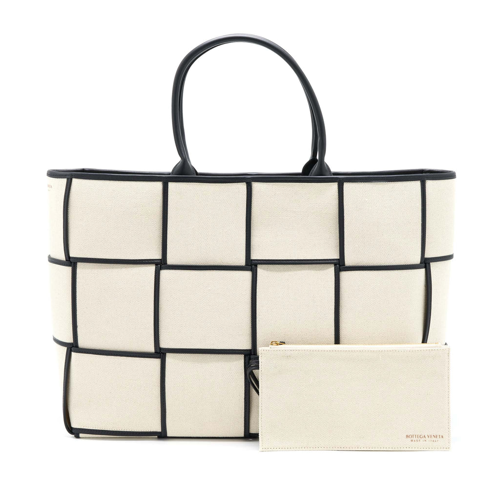 bottega-veneta-large-arco-tote-canvas-natural-black