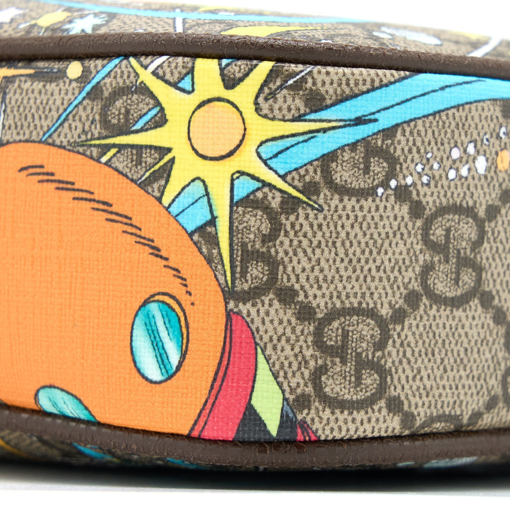 gucci-x-disney-donald-duck-belt-bag-ghw