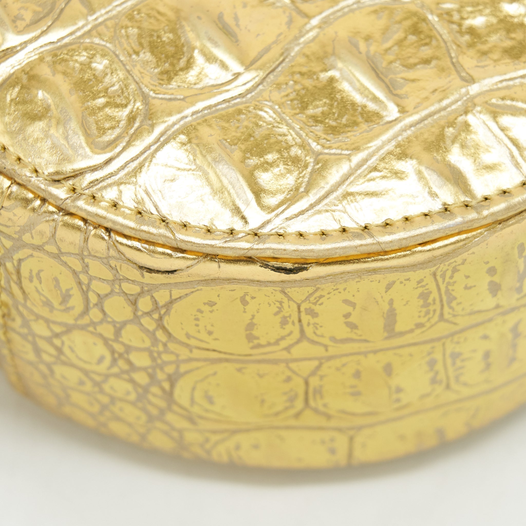 chanel-mini-round-vanity-with-chain-croc-embossed-leather-gold-ghw