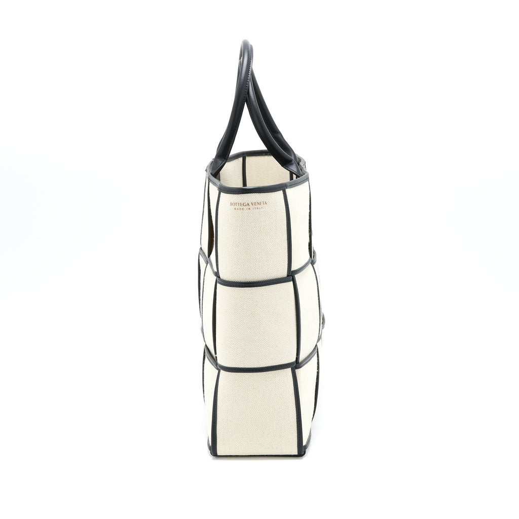 bottega-veneta-large-arco-tote-canvas-natural-black